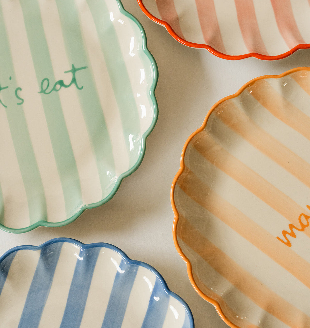 Enjoy Dessert Plates S/4