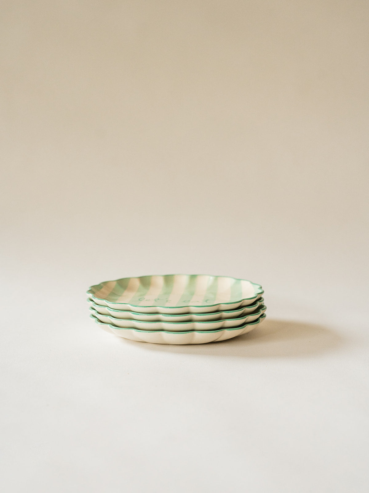 Enjoy Dessert Plates S/4