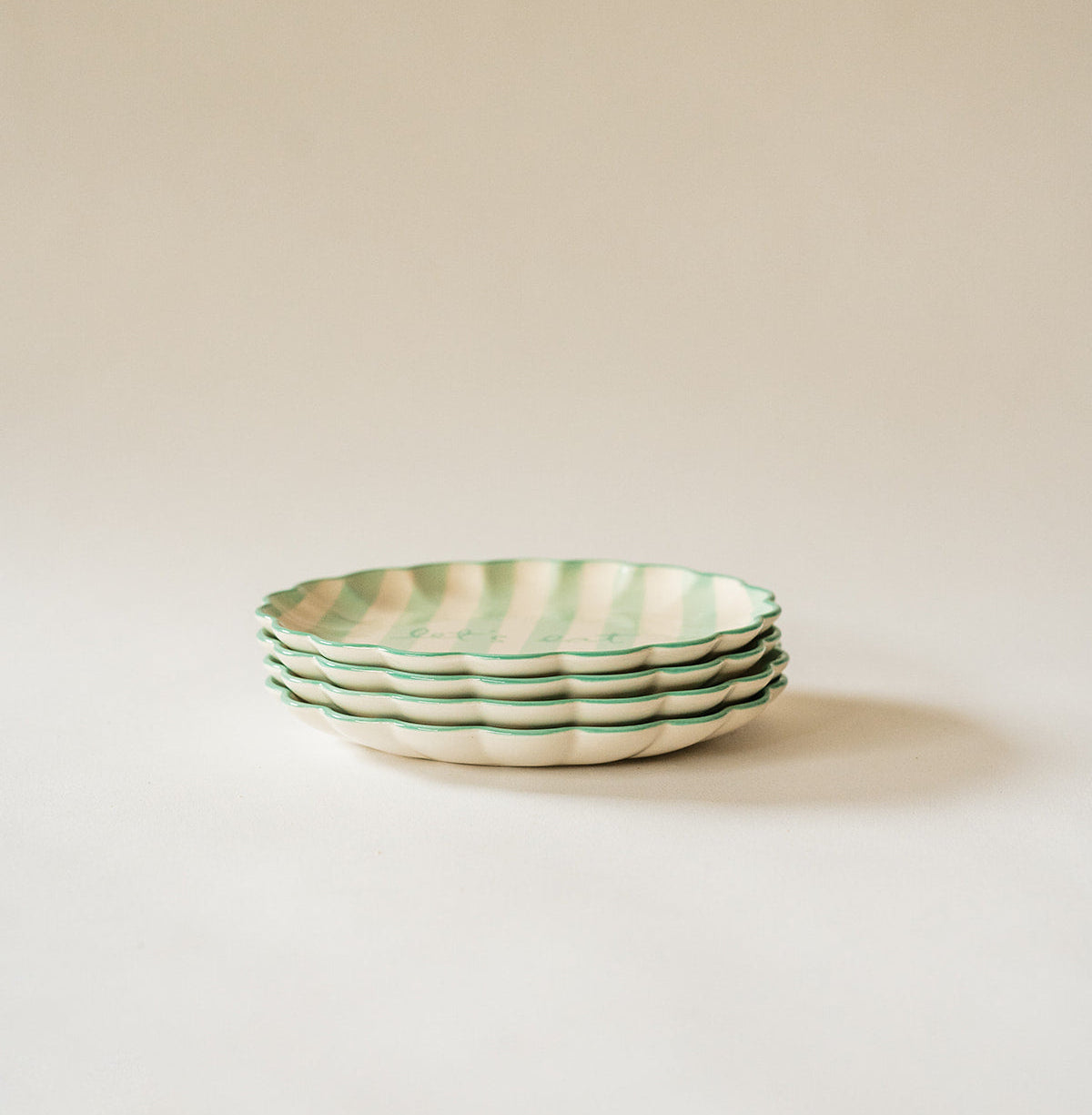 Enjoy Dessert Plates S/4