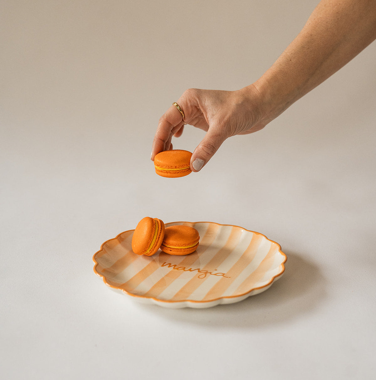 Enjoy Dessert Plates S/4