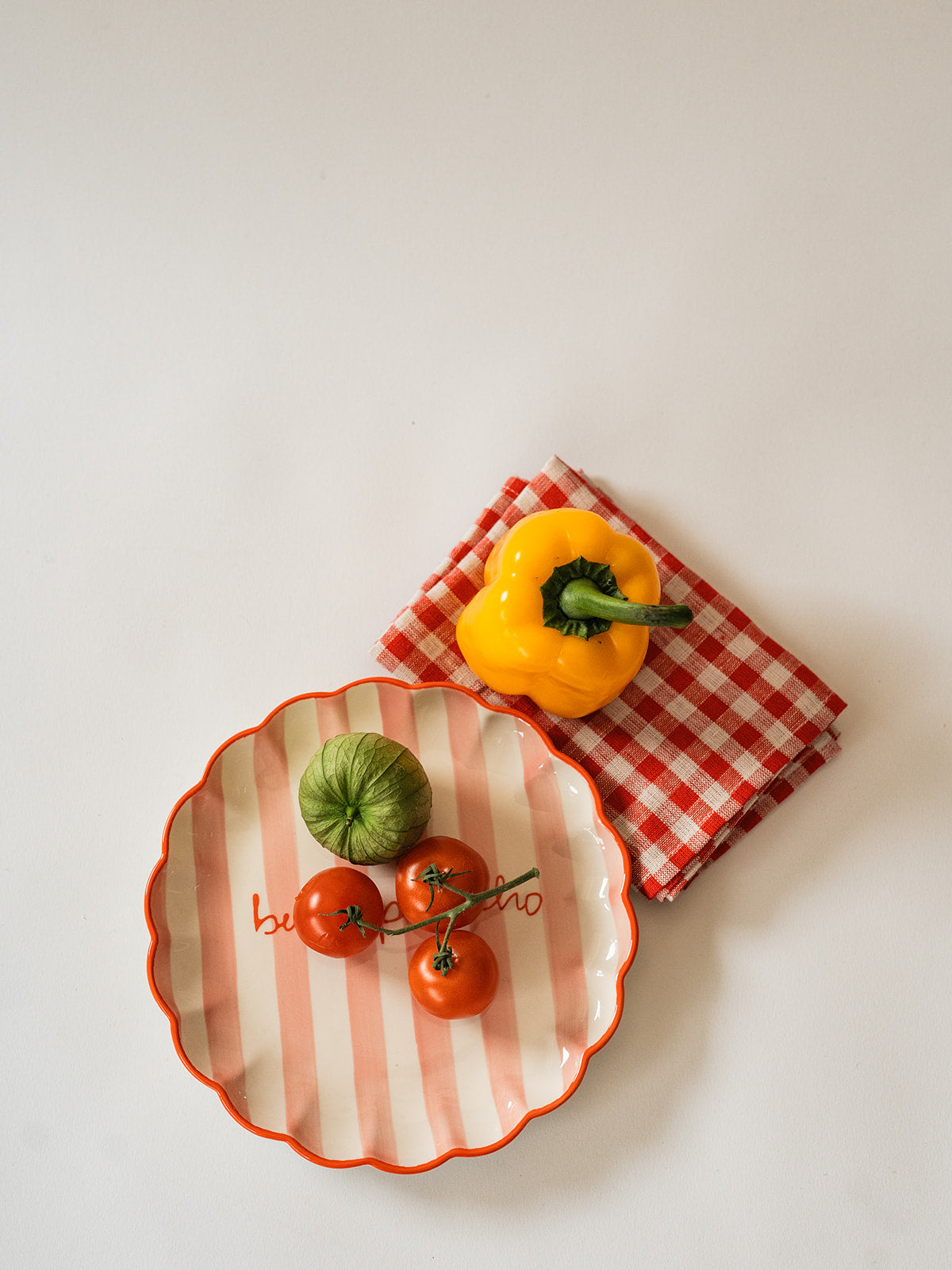 Enjoy Dessert Plates S/4