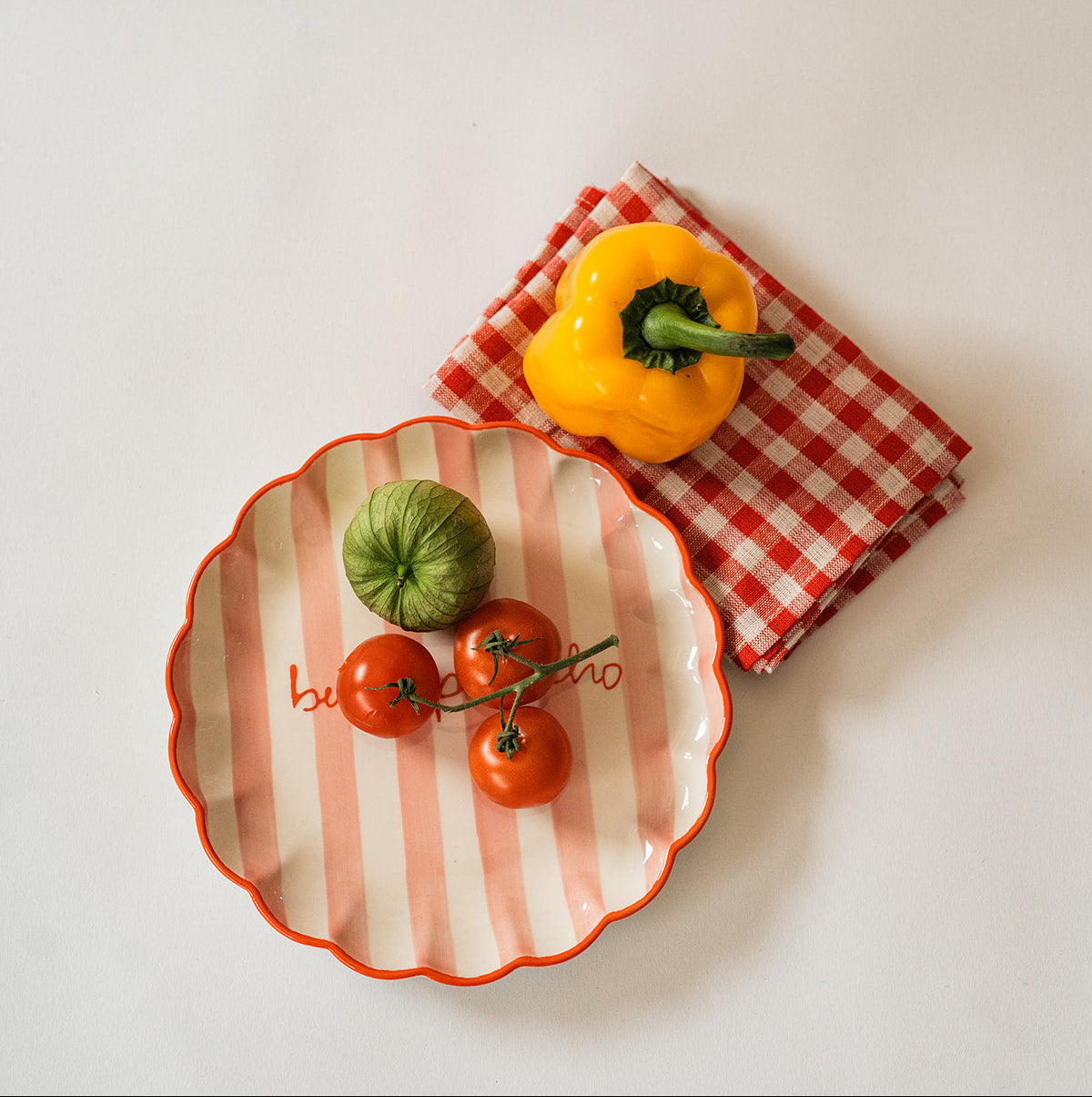 Enjoy Dessert Plates S/4