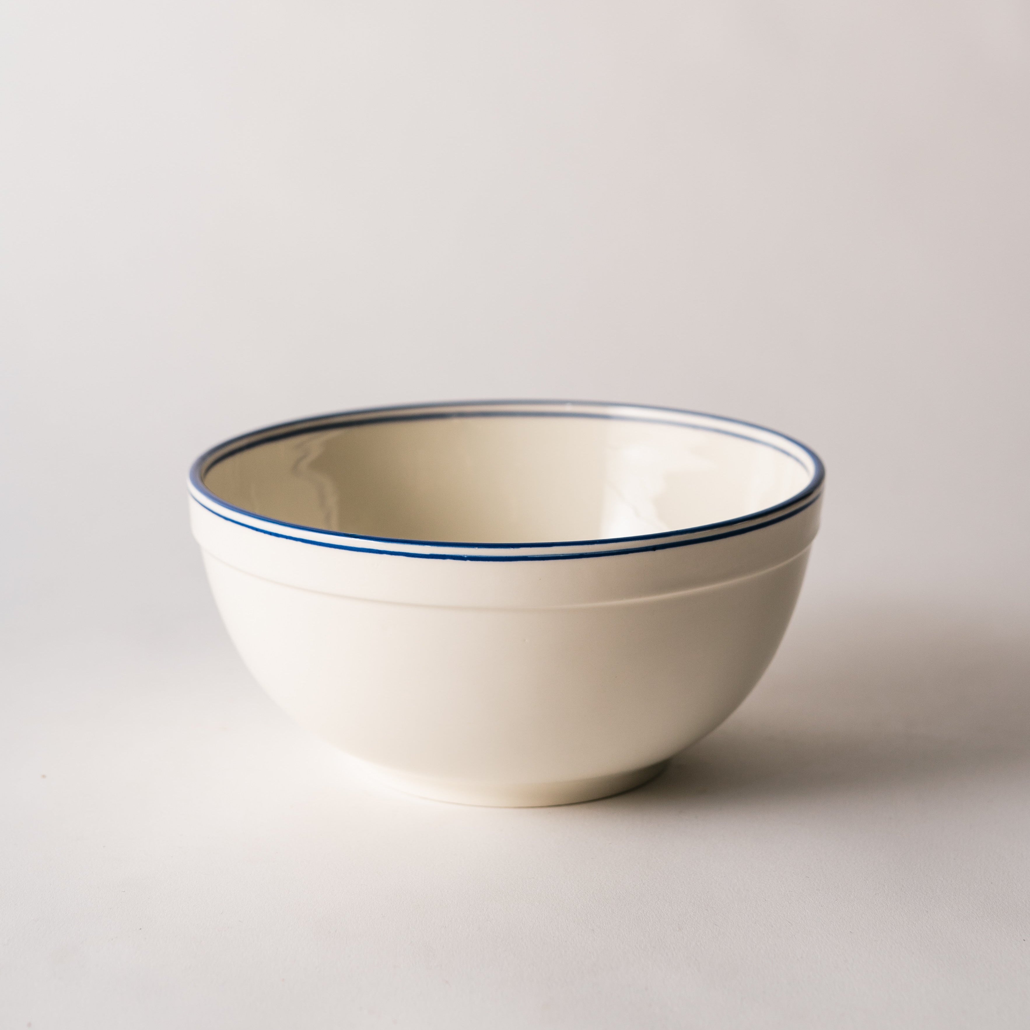 Melrose Icon Serving Bowl - Fluffy Dog