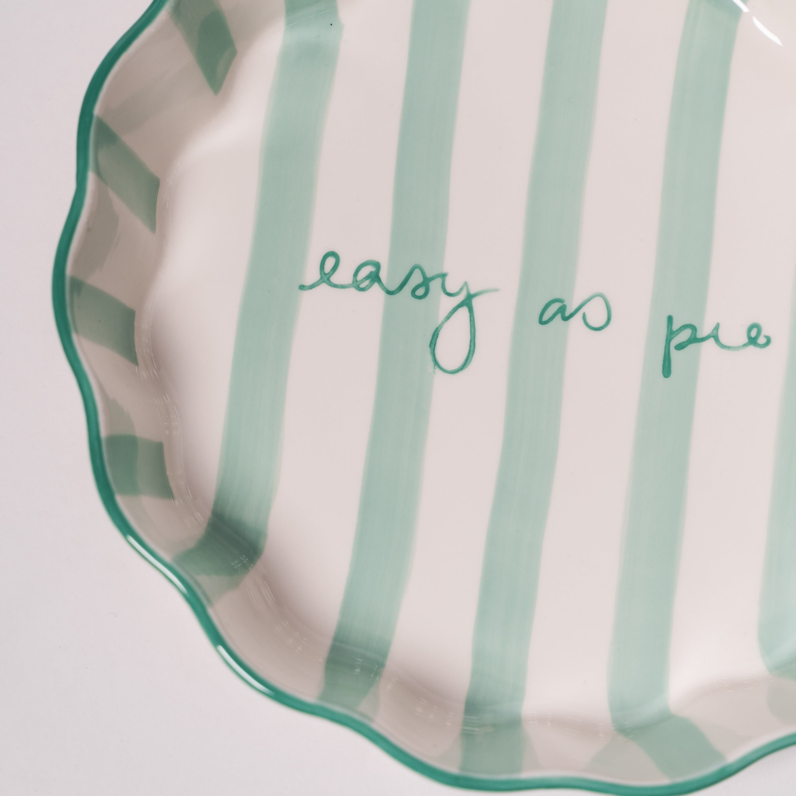 Kinsey Scallop Pie Plate