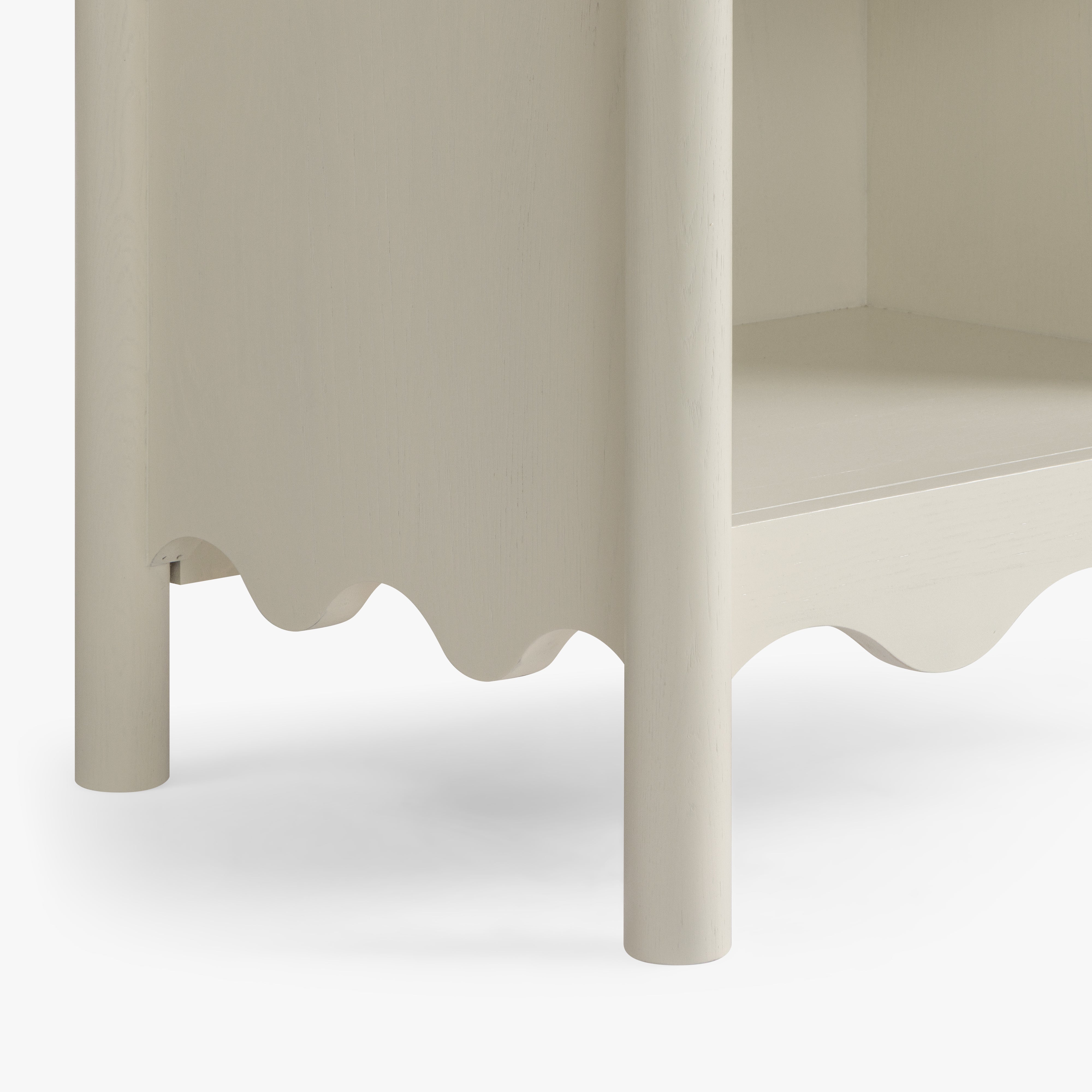 Onda Oak Nightstand