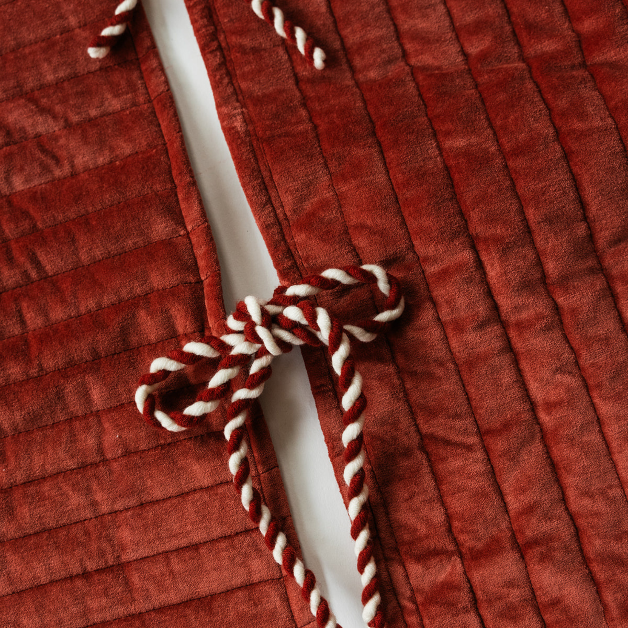 Vivian Tree Skirt