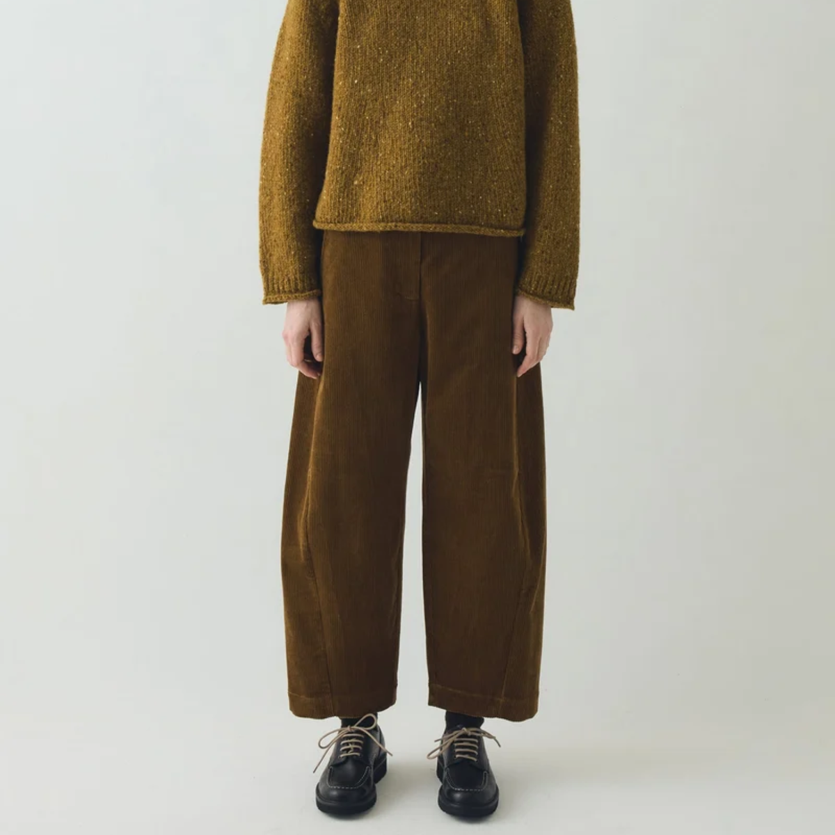 Women's Twisted Seam Cord Trousers