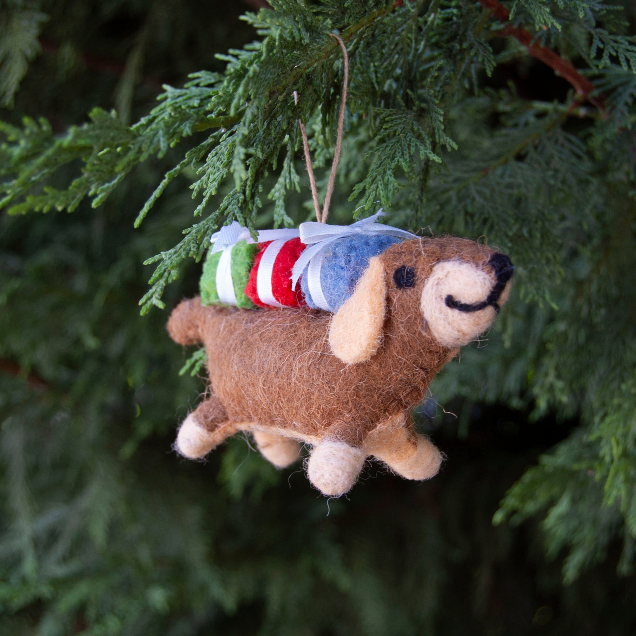 Daisy Dachshund Felted Ornament