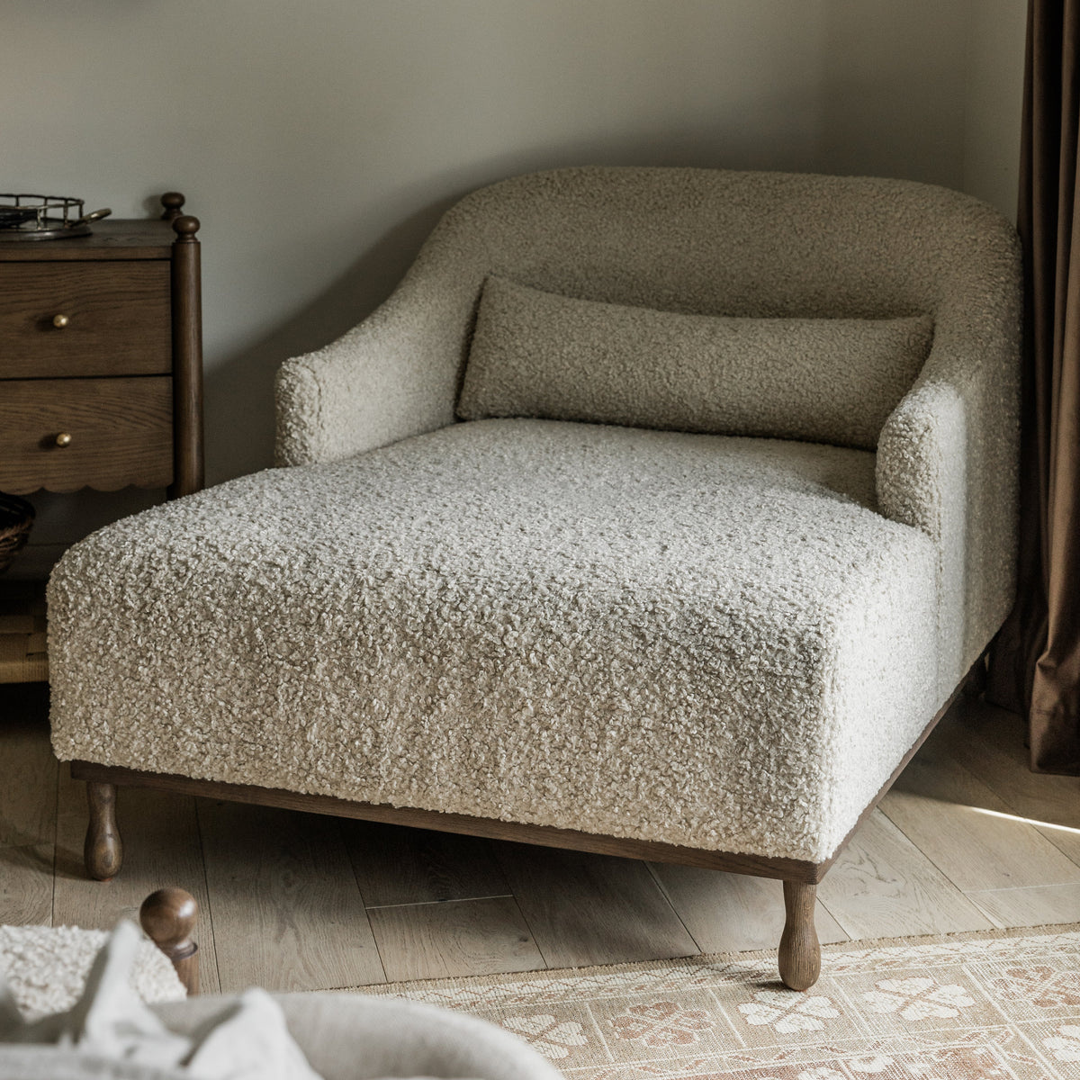 Gavin Chaise - Made to Order