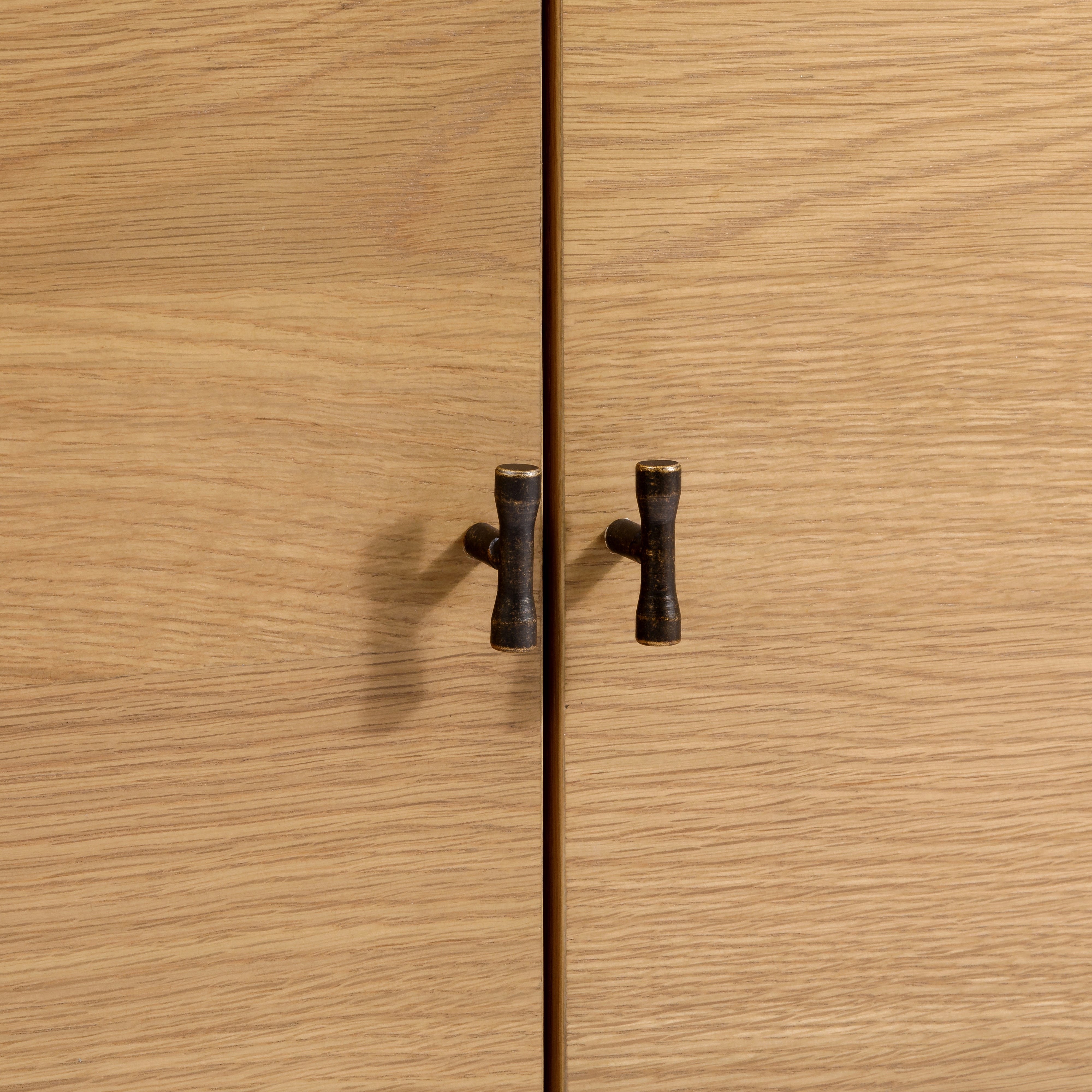 Cali Oak Sideboard