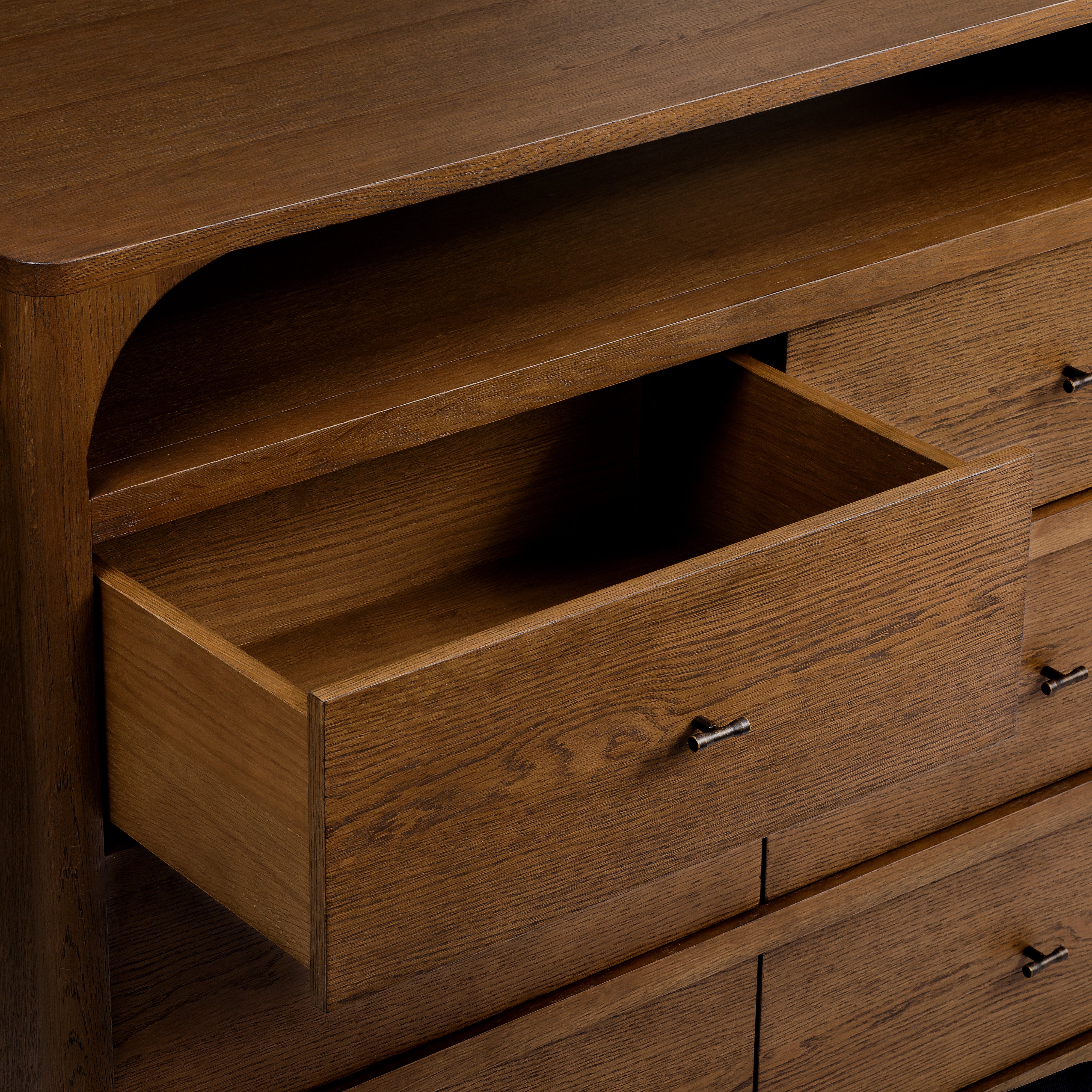 Cali 6-Drawer Oak Dresser