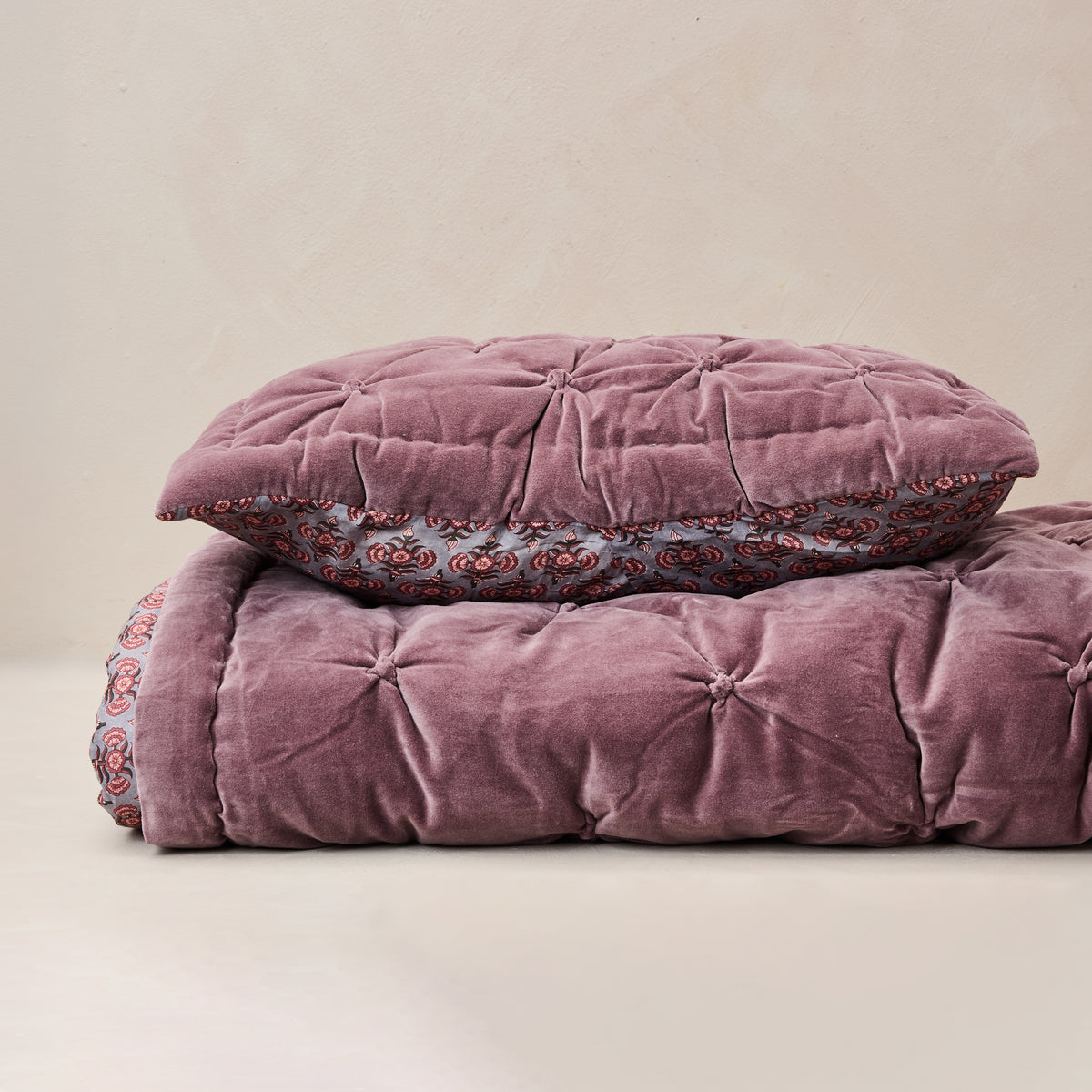 Garden Room Velvet Quilt