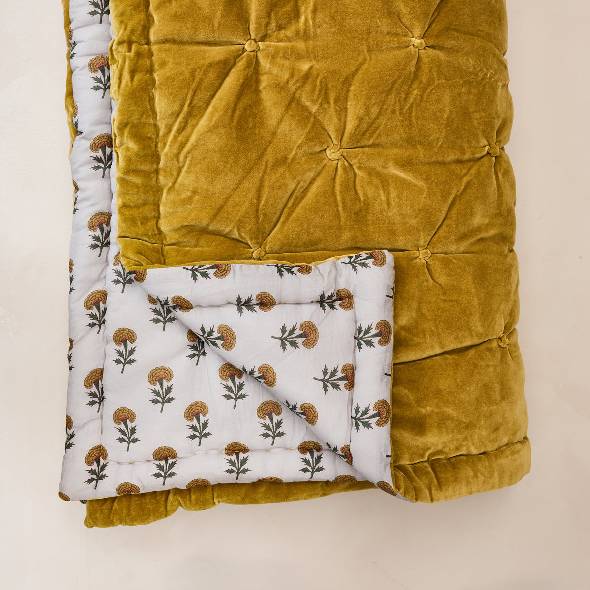 Garden Room Velvet Quilt