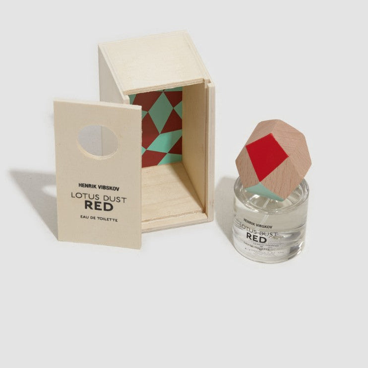 LOTUS DUST RED PERFUME