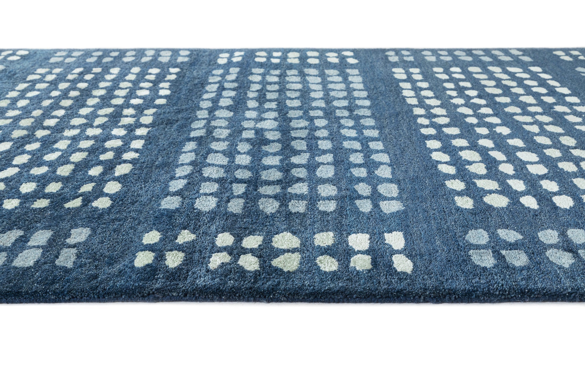 Hand Tufted Pigment Rug