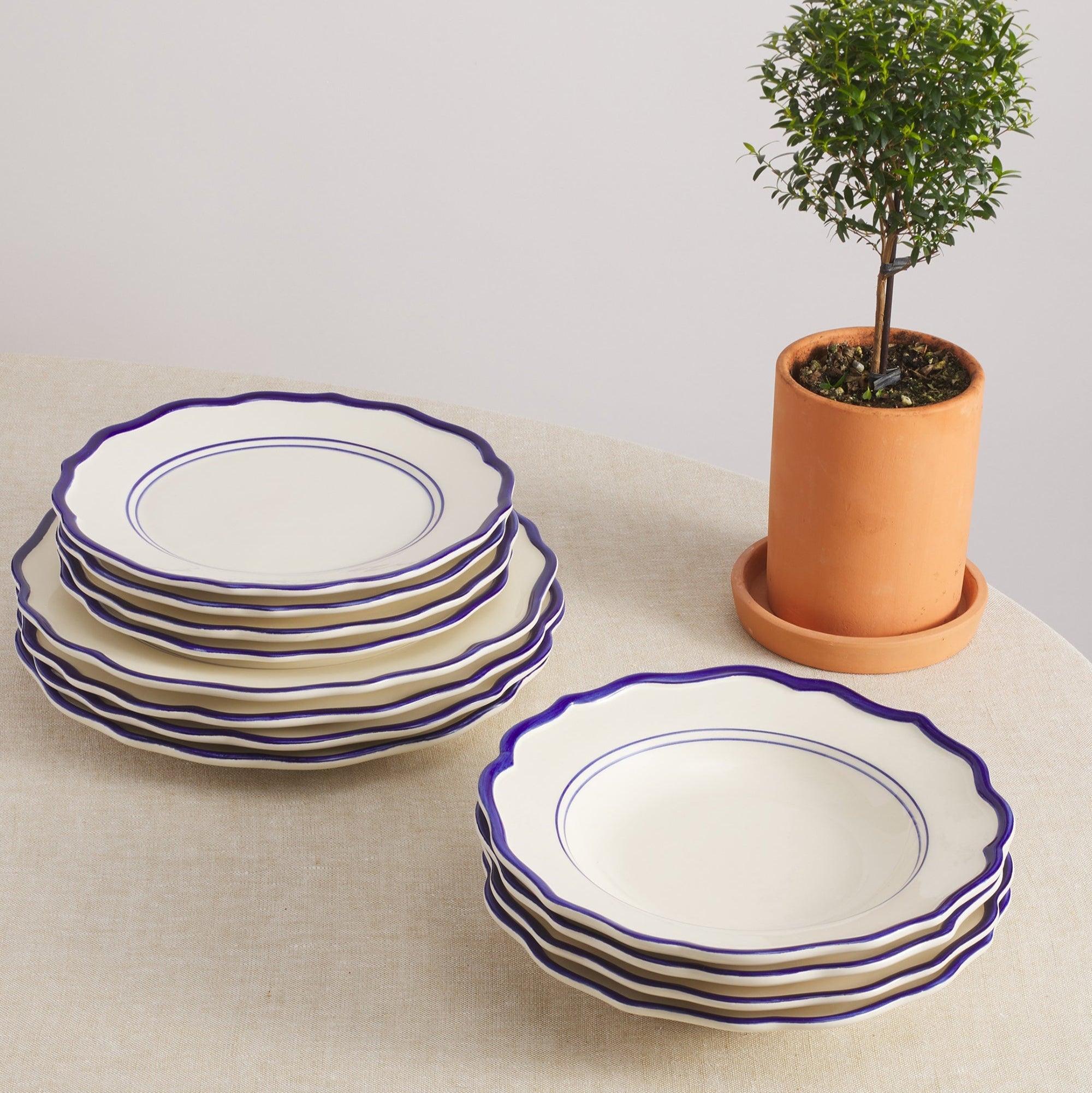 Jane 12 Piece Dinnerware Set with Pasta Bowl