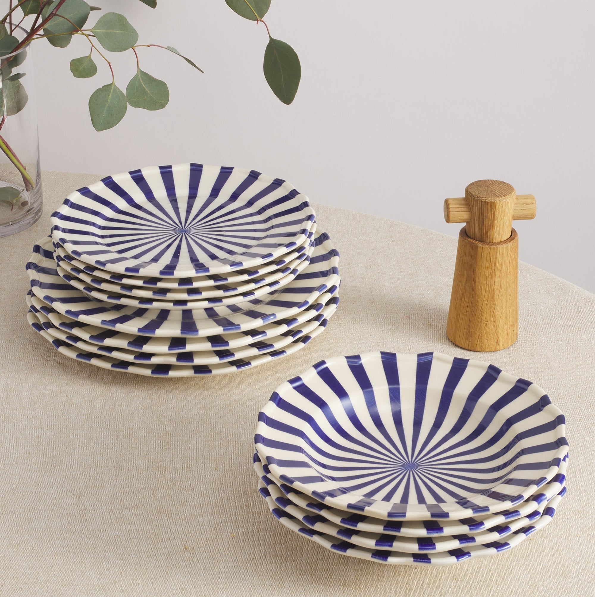 Mafalda 12 Piece Dinnerware Set with Pasta Bowl
