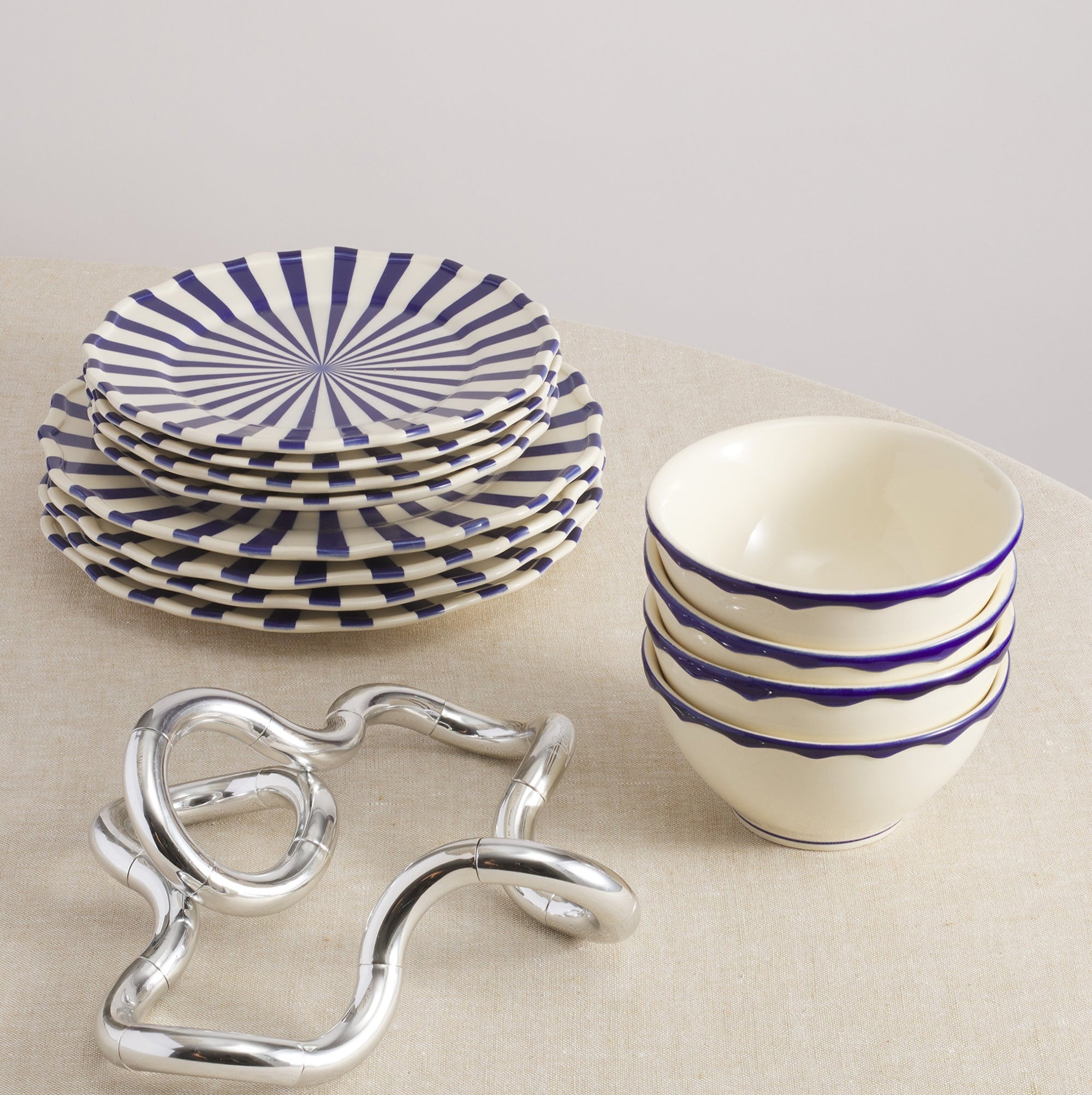Mafalda 12 Piece Dinnerware Set with Cereal Bowl