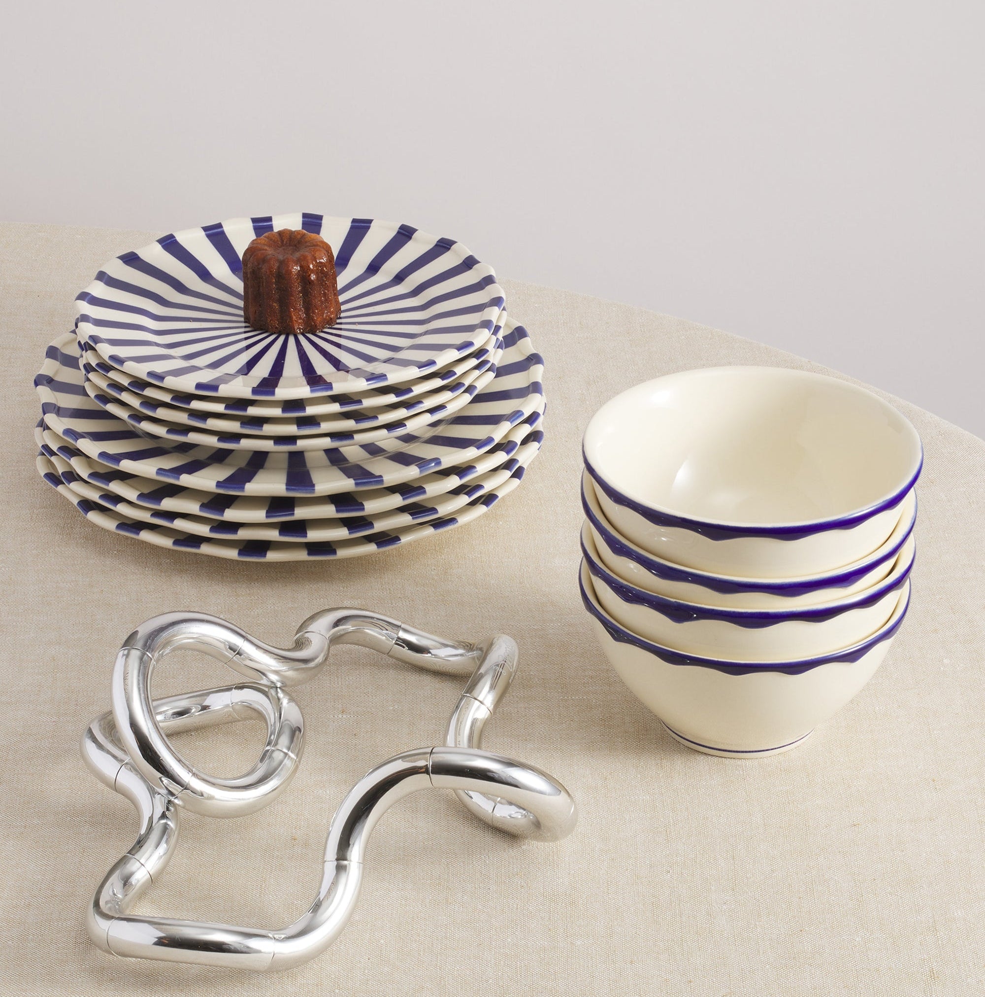 Mafalda 12 Piece Dinnerware Set with Cereal Bowl