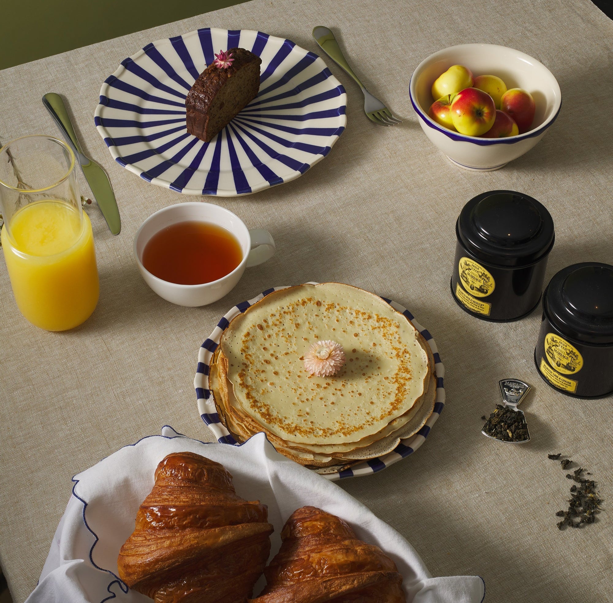 Mafalda 12 Piece Dinnerware Set with Cereal Bowl