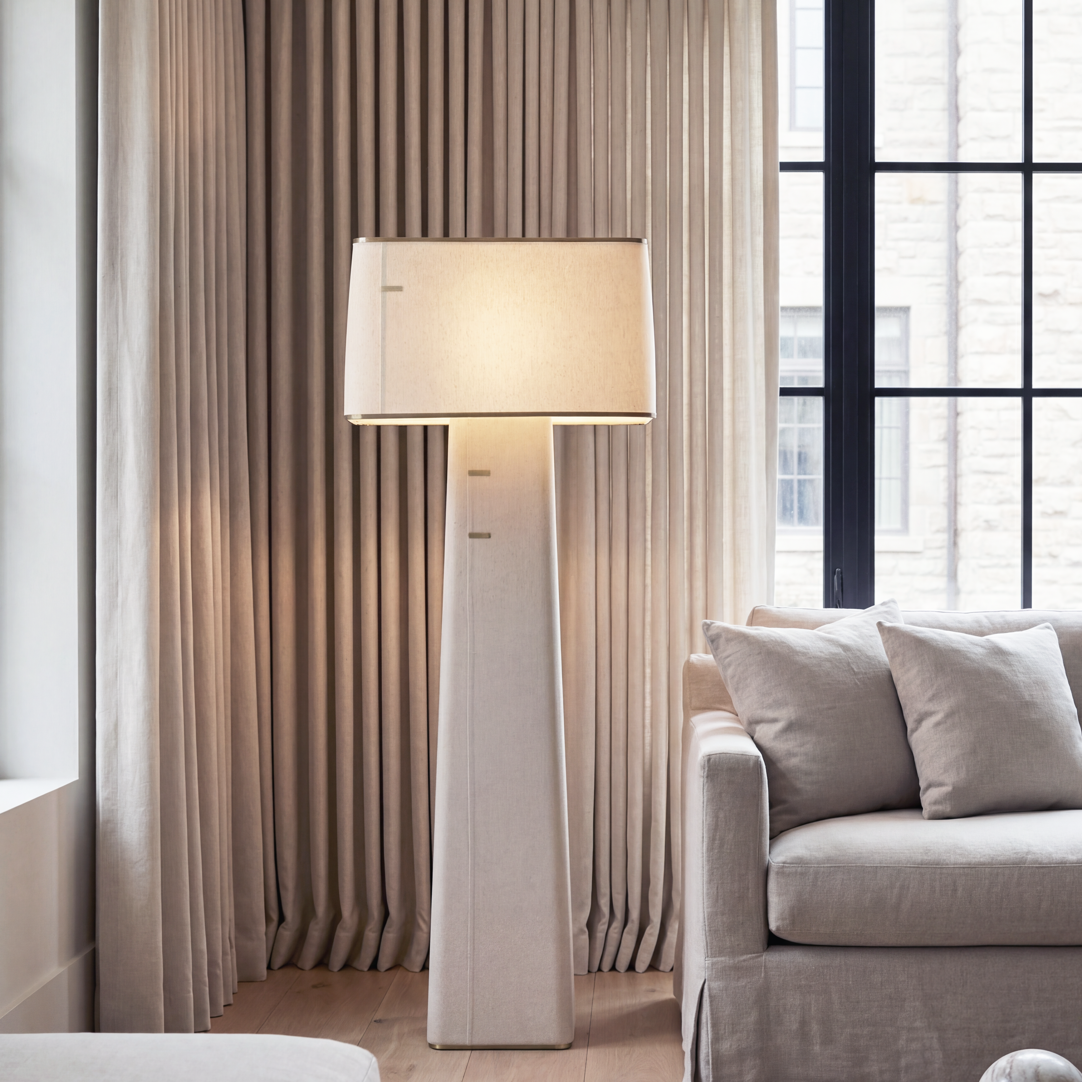 Norte Linen Floor Lamp