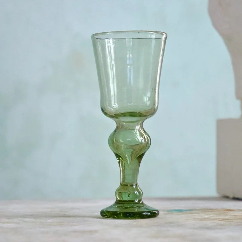 White Wine Glass Vert Fume