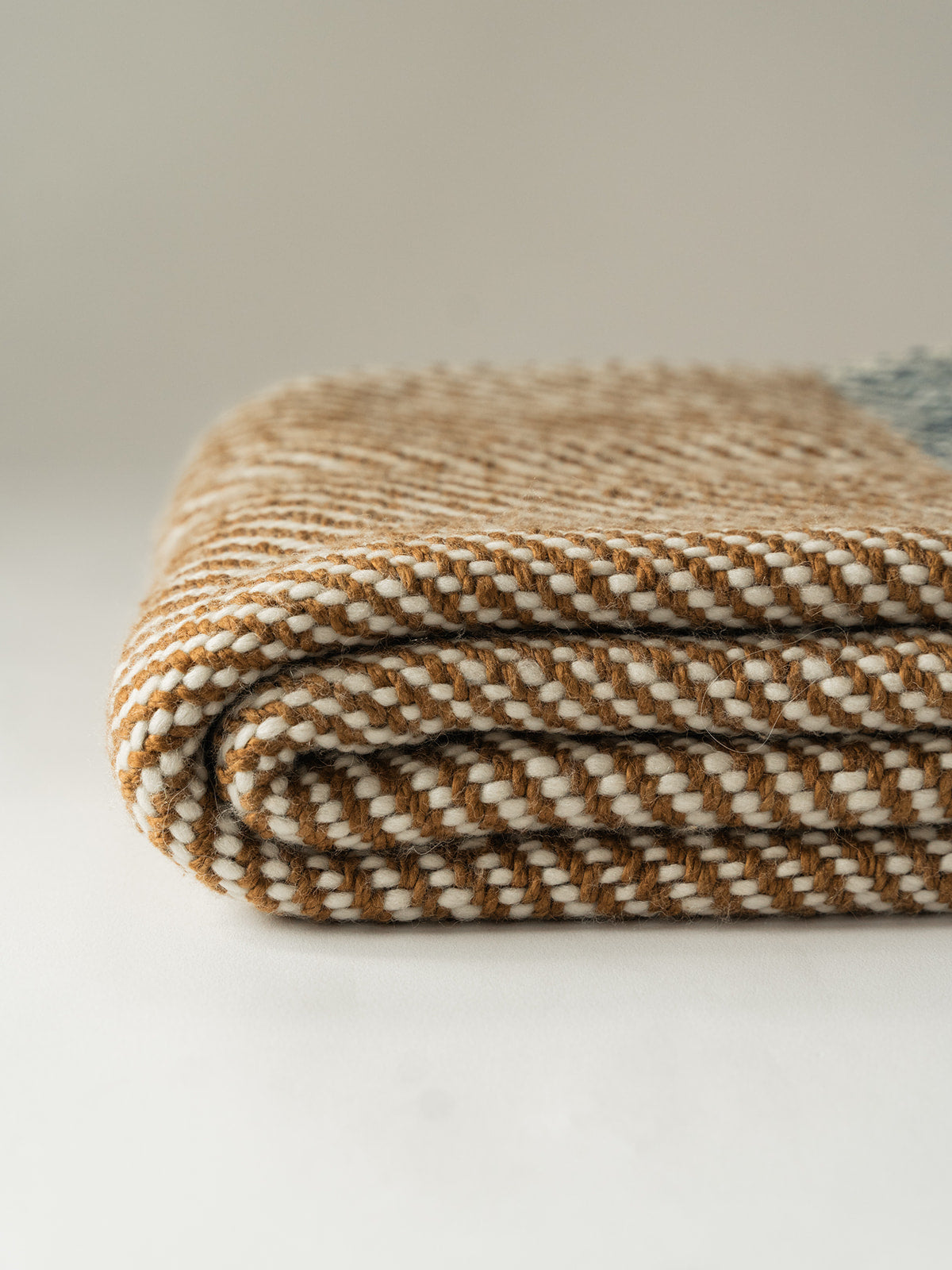 Chunky Twill Throw
