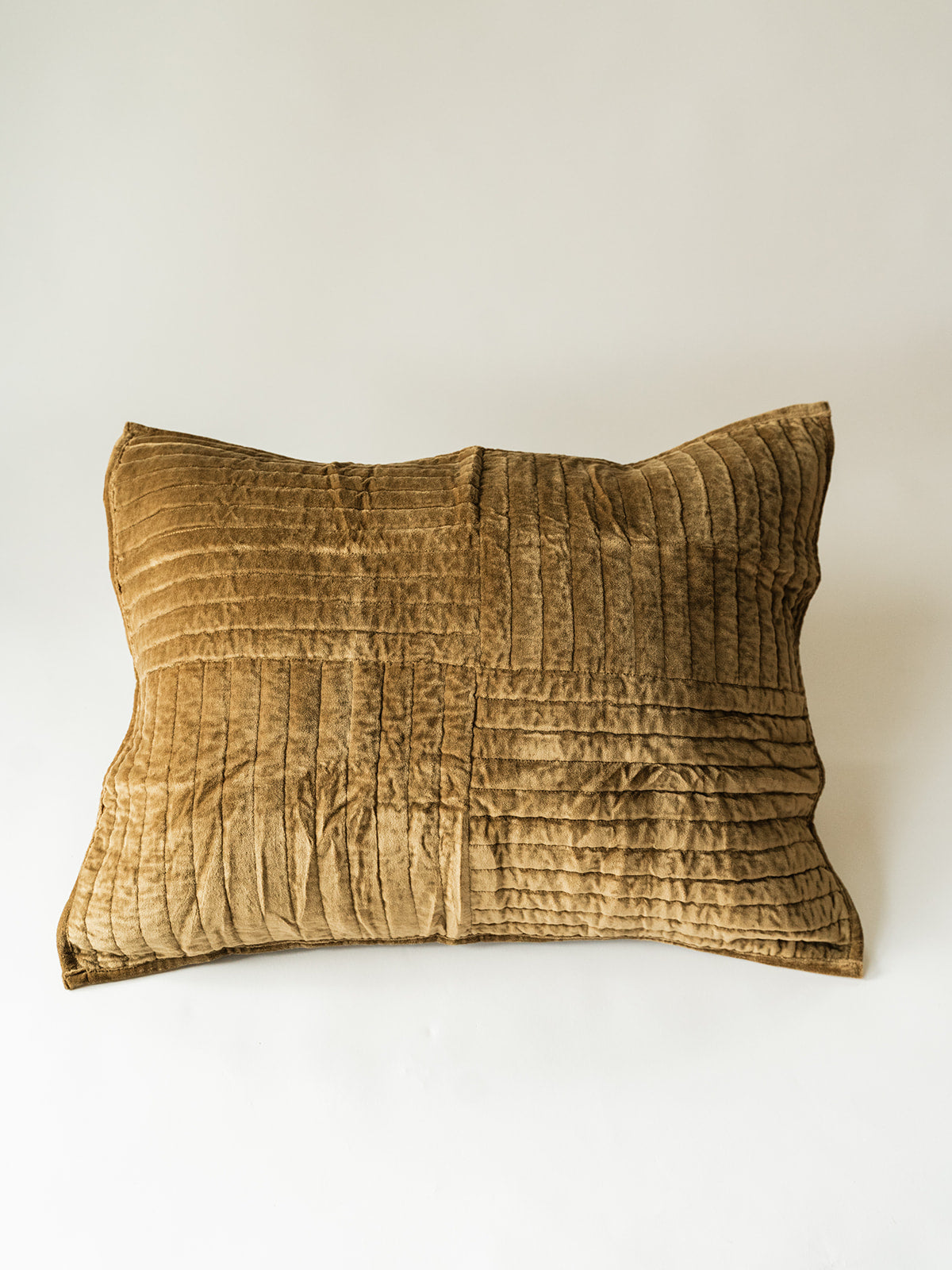 Channel Grid Velvet Shams S/2