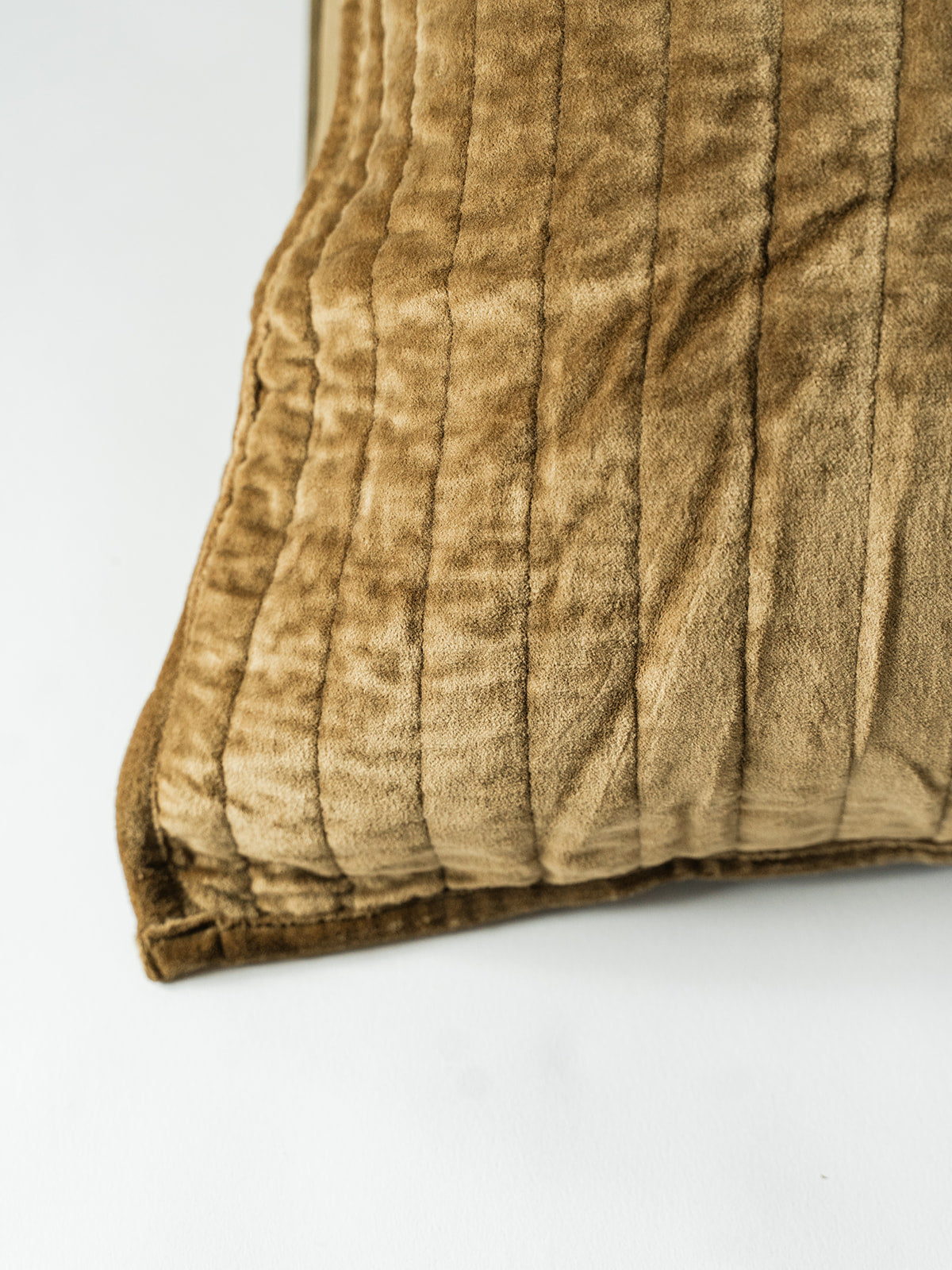 Channel Grid Velvet Shams S/2