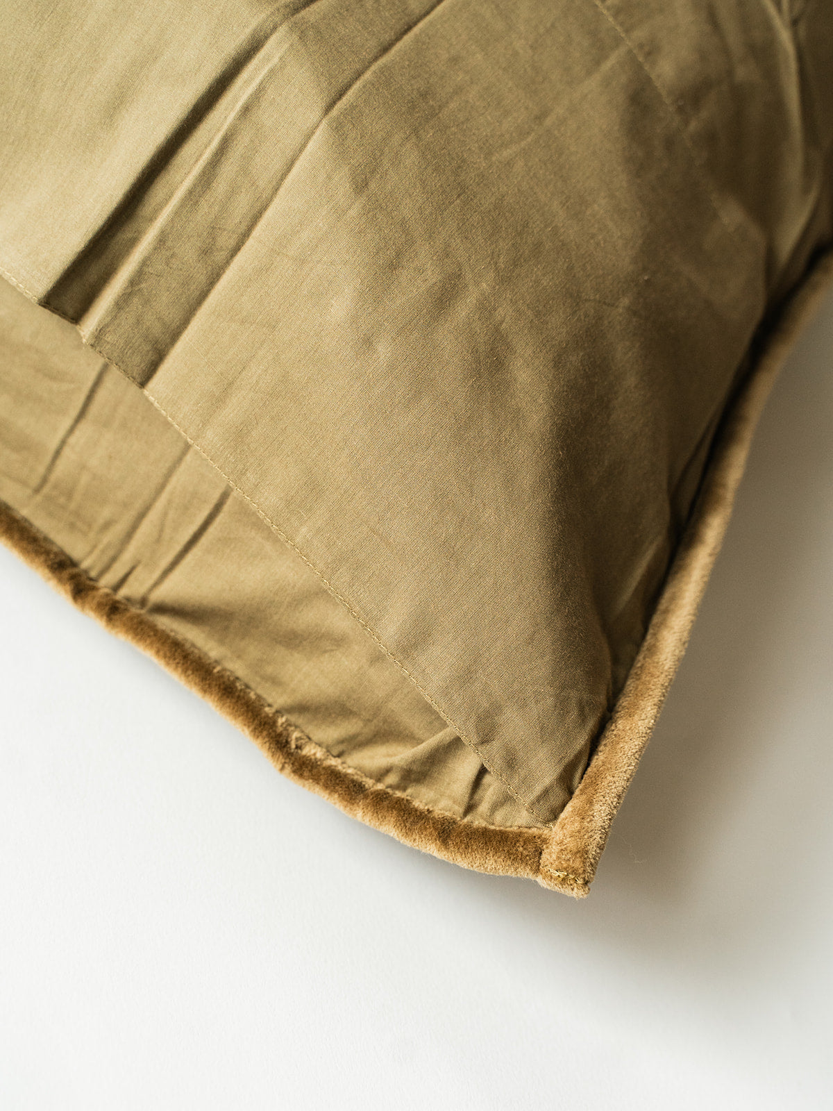 Channel Grid Velvet Shams S/2