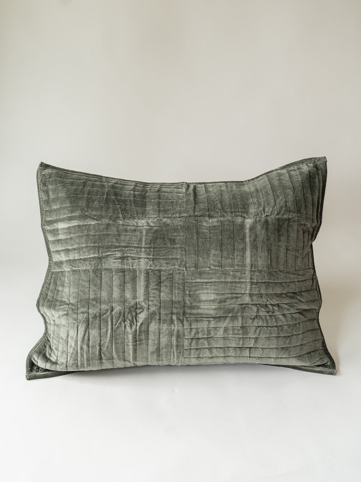 Channel Grid Velvet Shams S/2