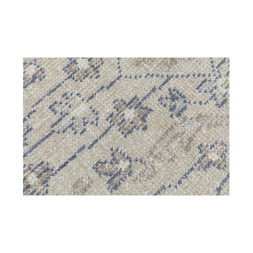 Hand Knotted Finial Rug