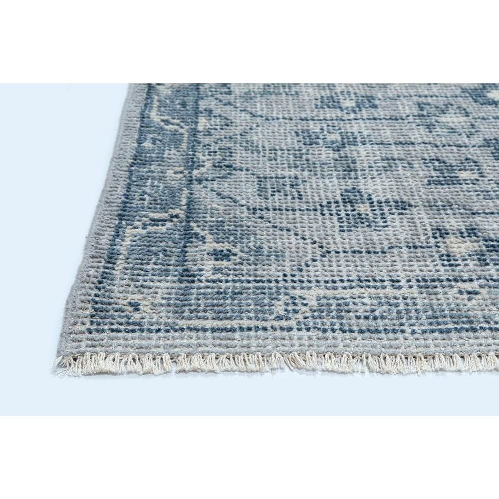 Hand Knotted Finial Rug