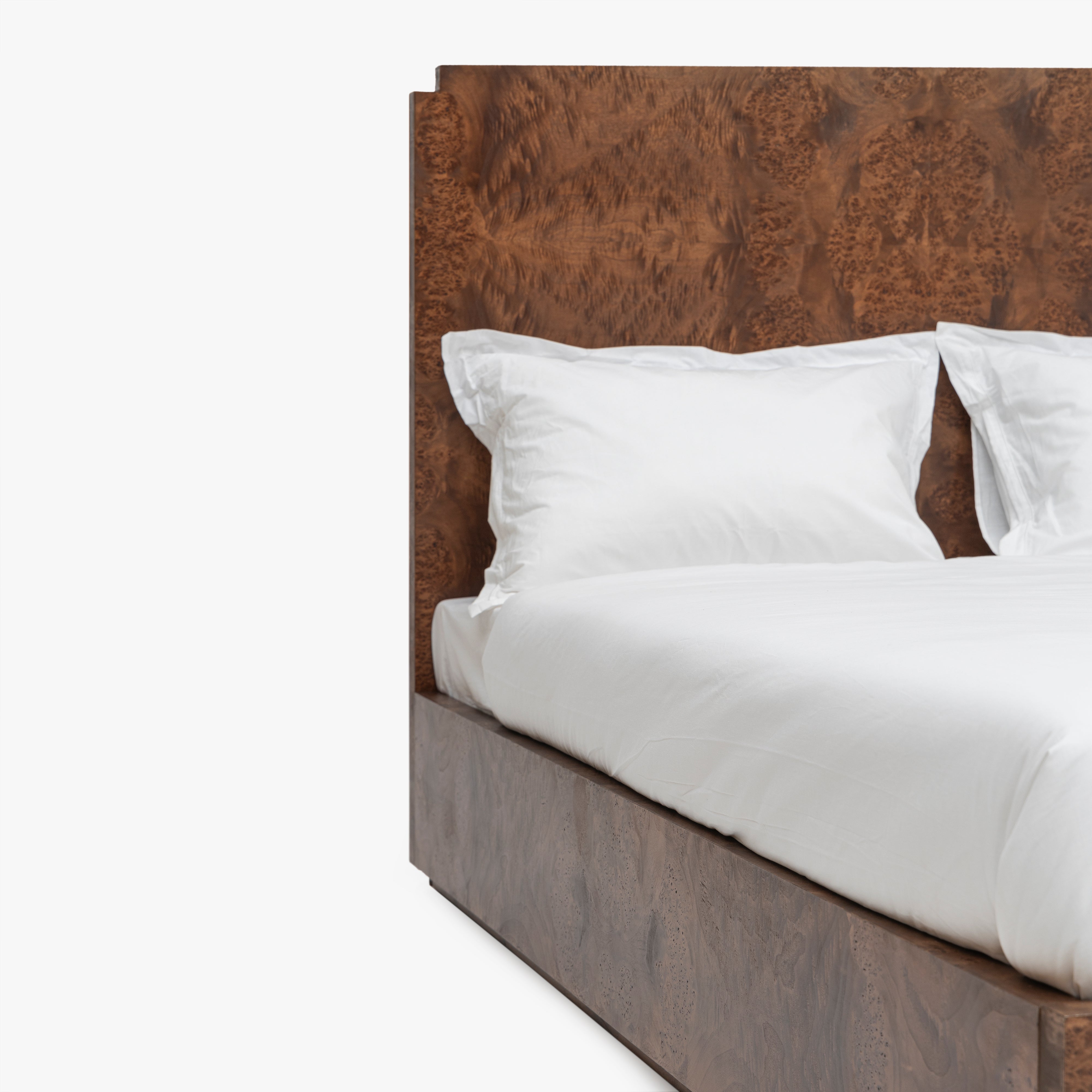 Wesley Burl Bed