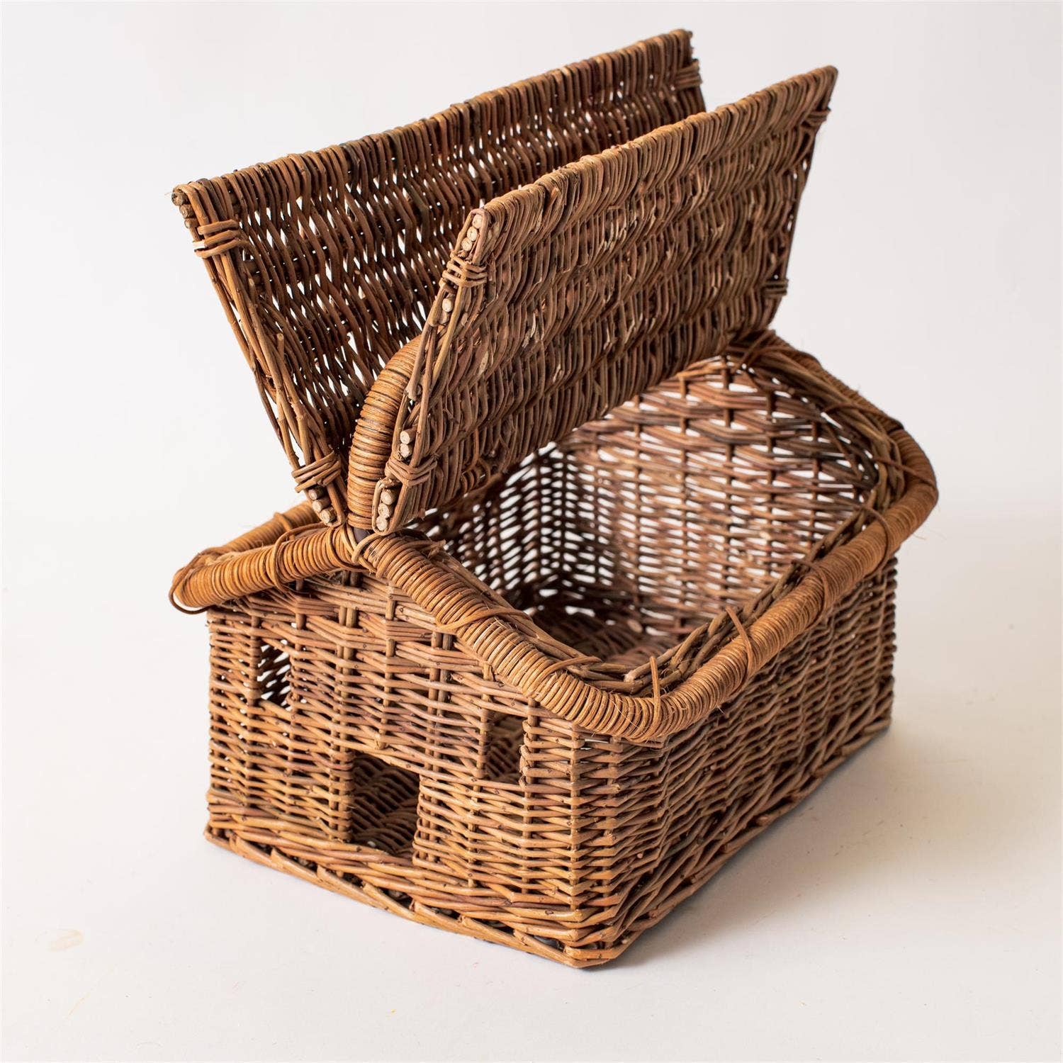 Homestead Hideaway Basket