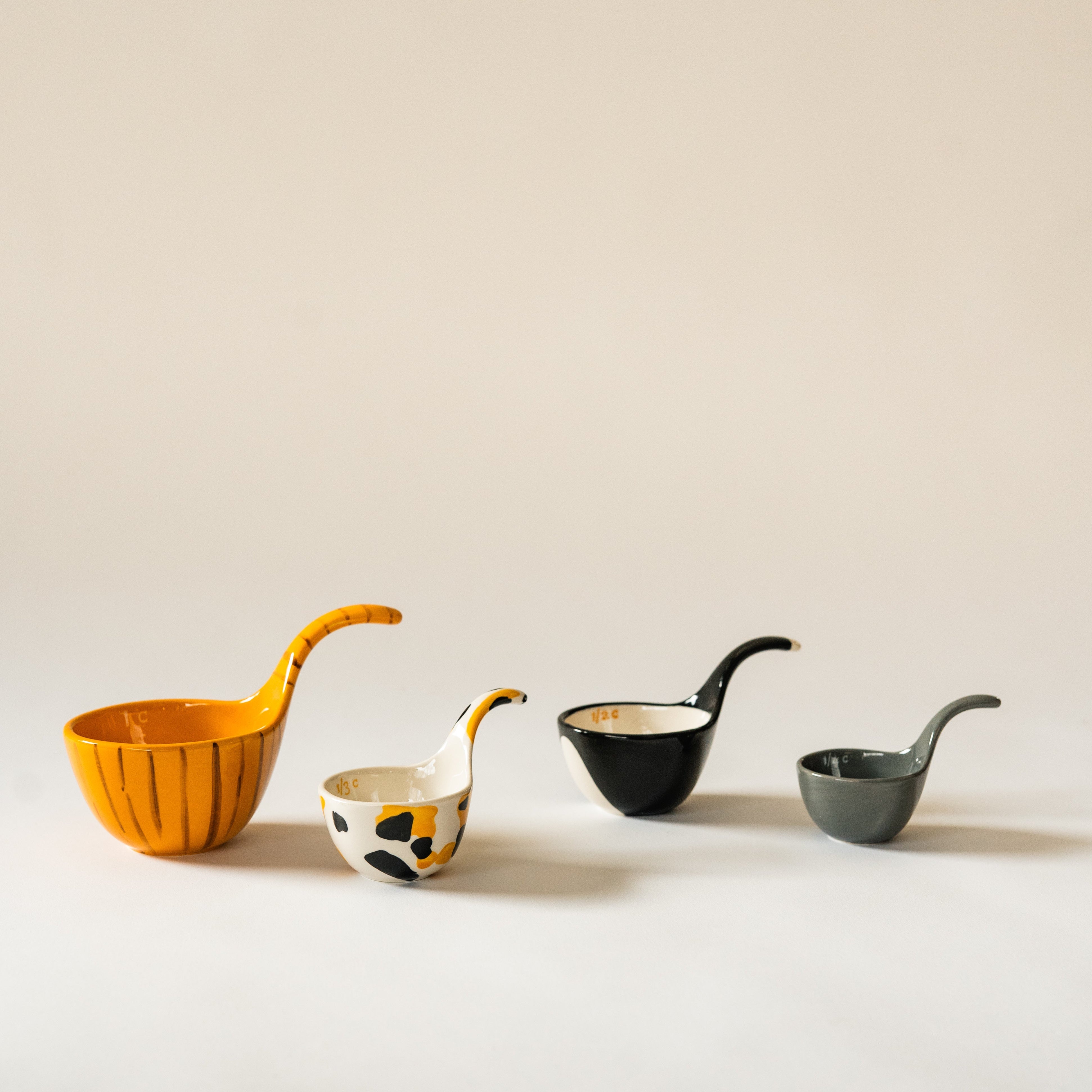 Cat Tail Measuring Cup Set