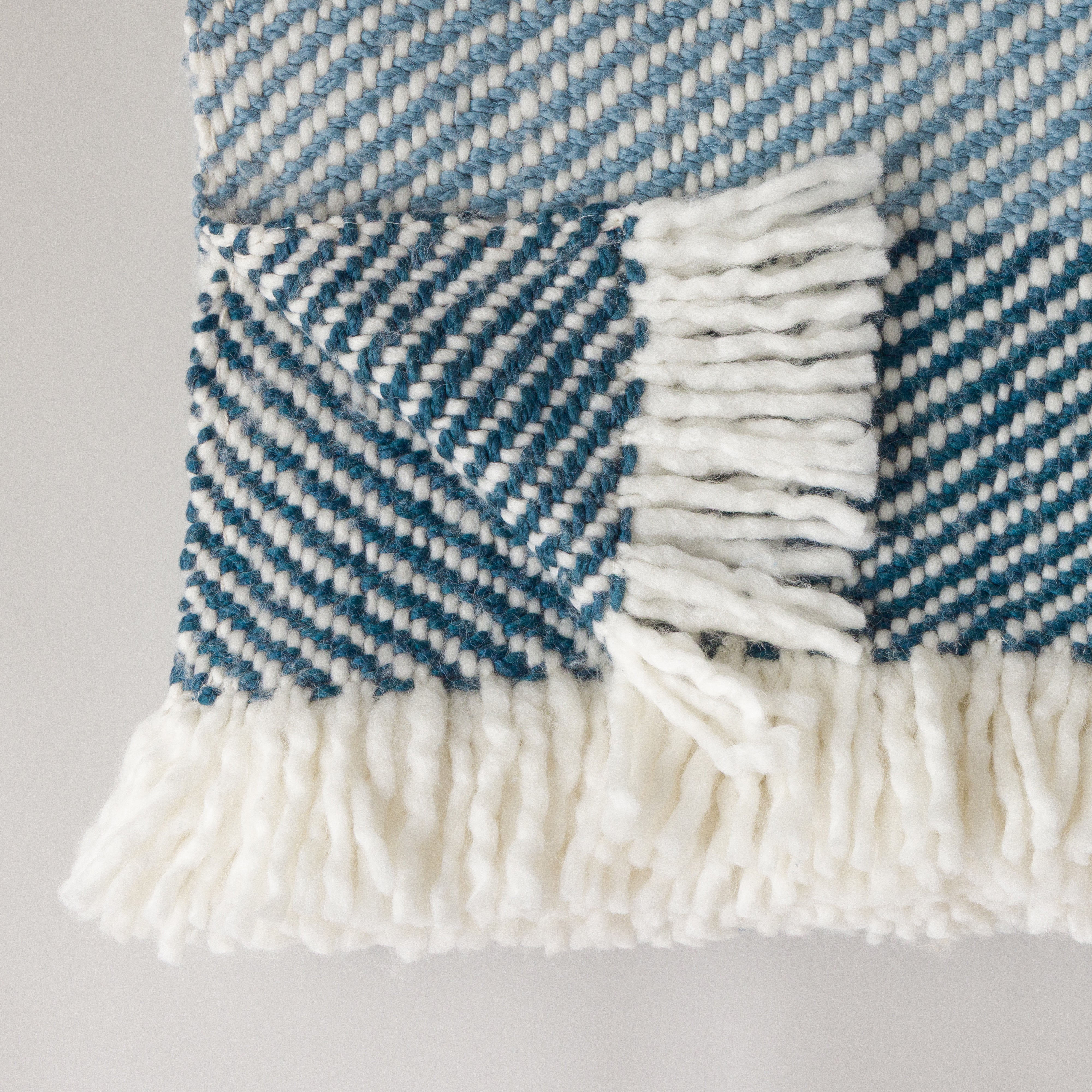 Chunky Twill Throw