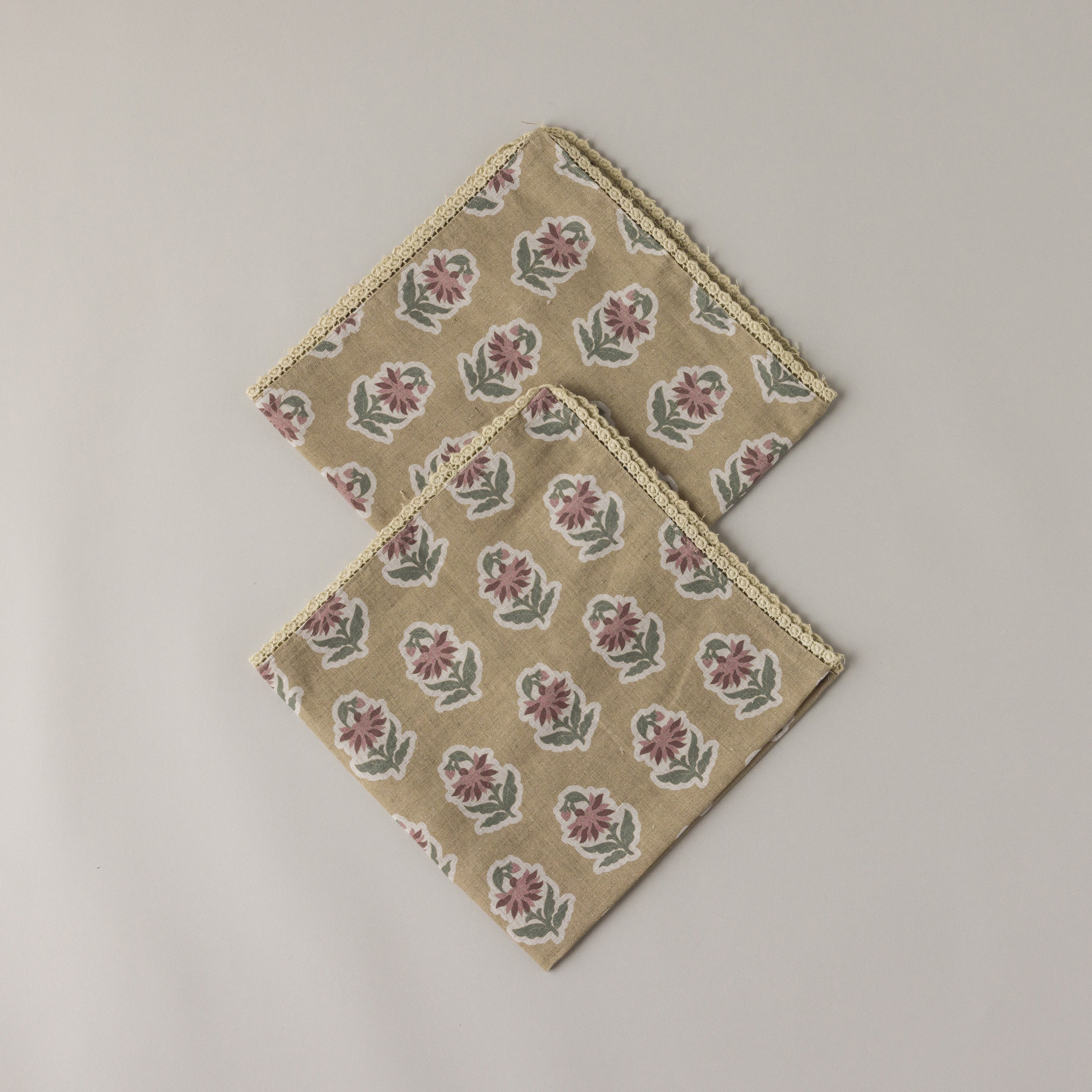 Marigolds Cotton Napkins with Lace Trim - Set of 4