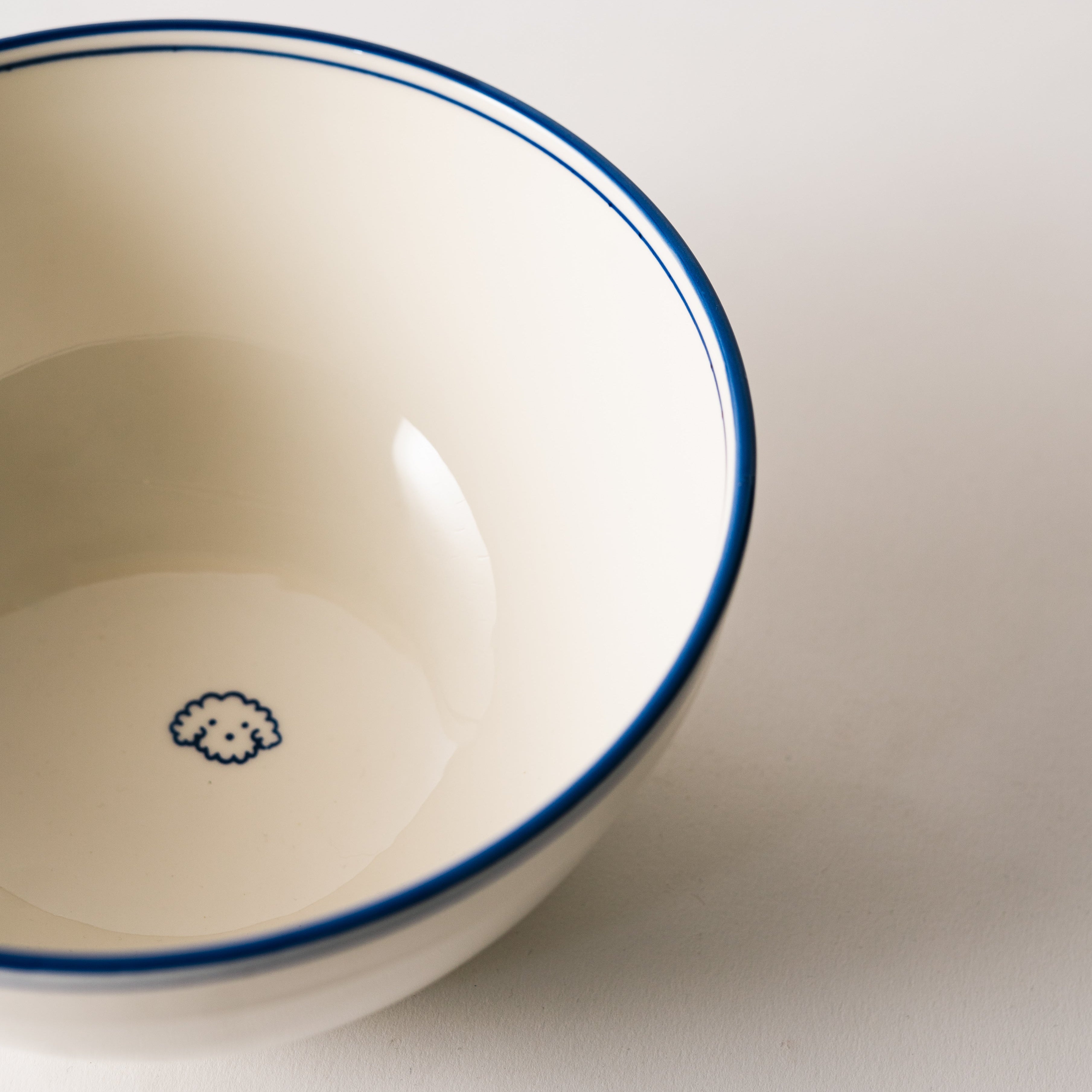 Melrose Icon Serving Bowl - Fluffy Dog