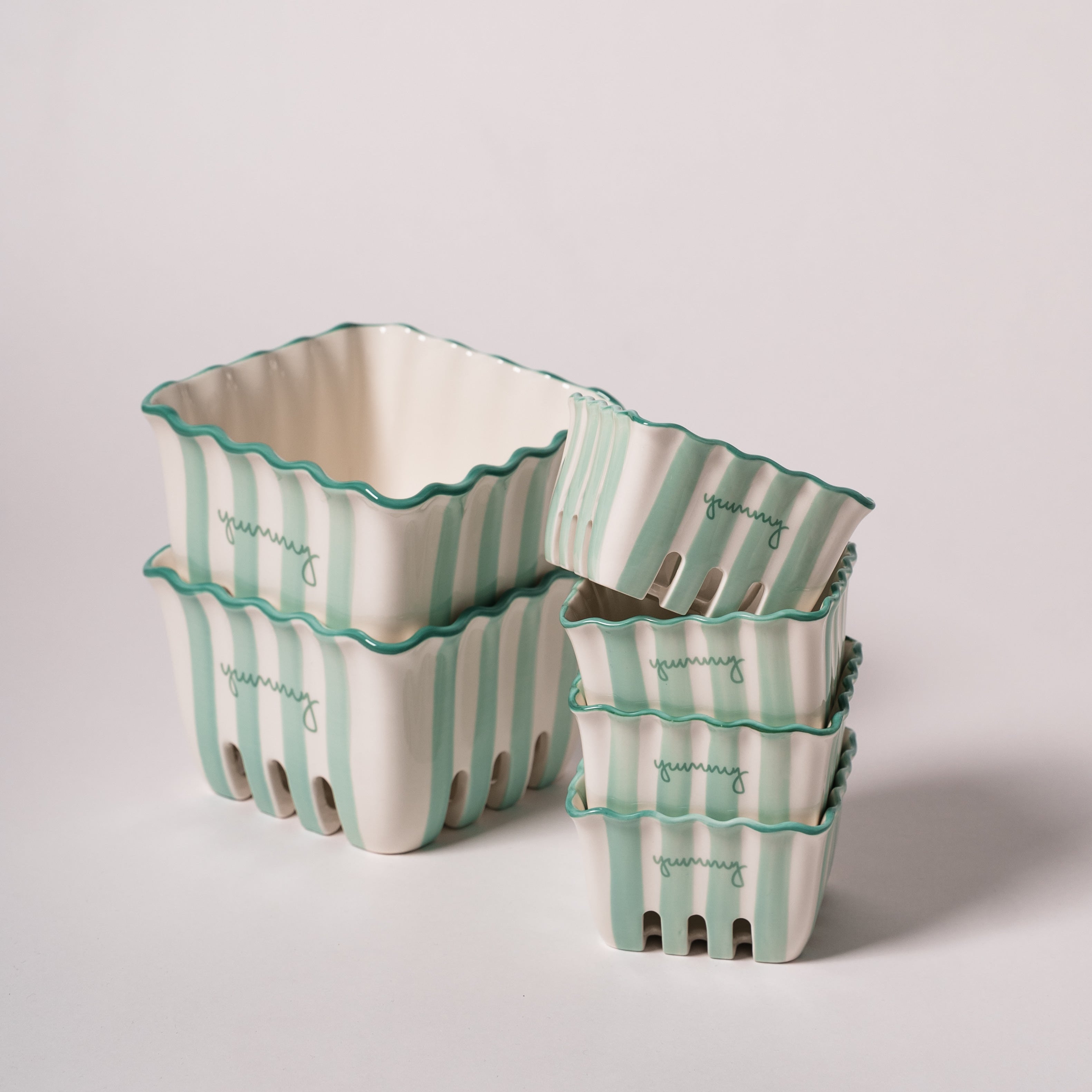 Kinsey Scallop Large Berry Basket - Set of 2