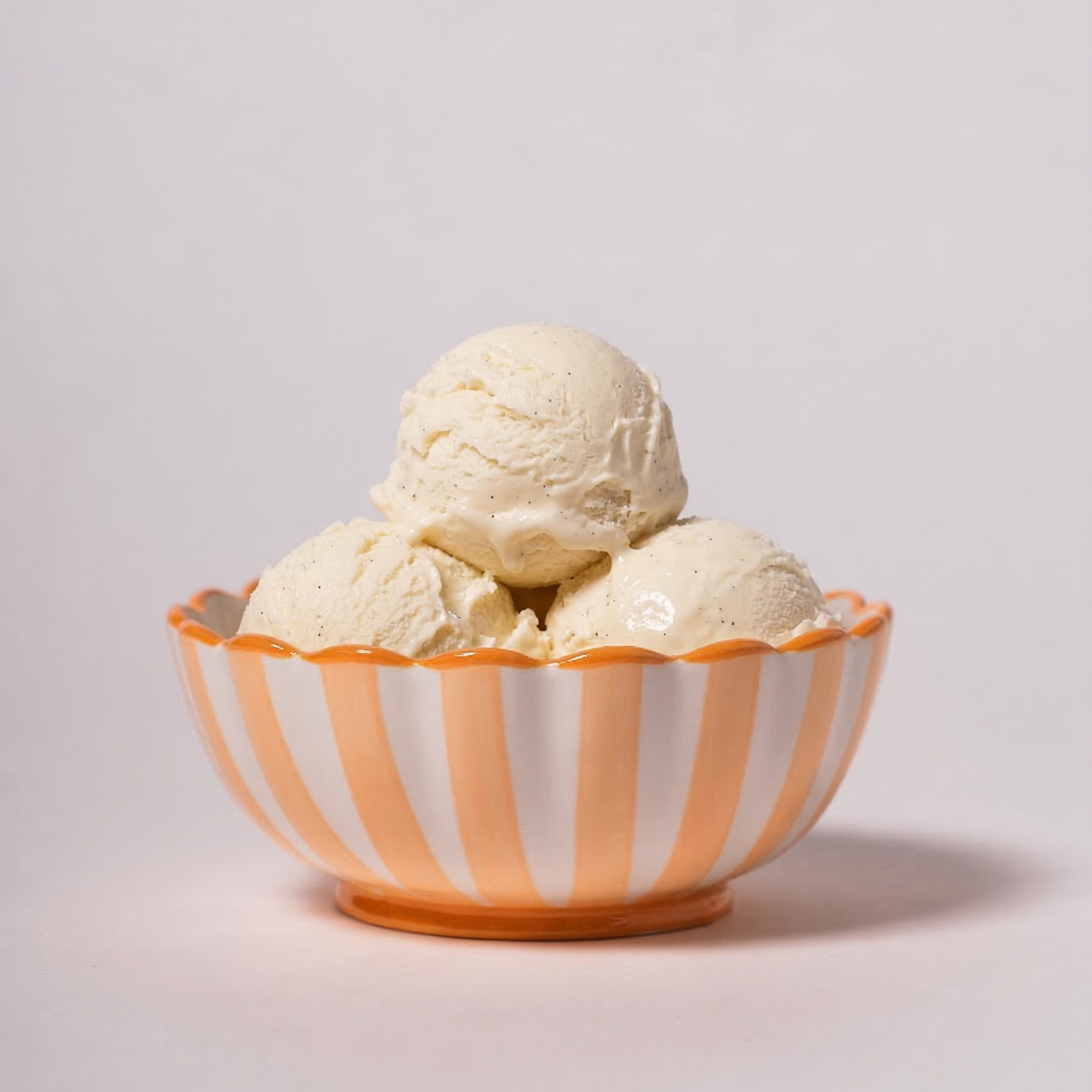 Kinsey Scallop Dessert Bowl - INDIVIDUAL