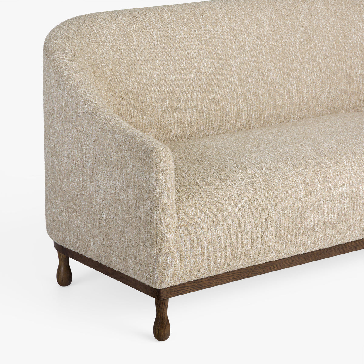 Gavin Settee