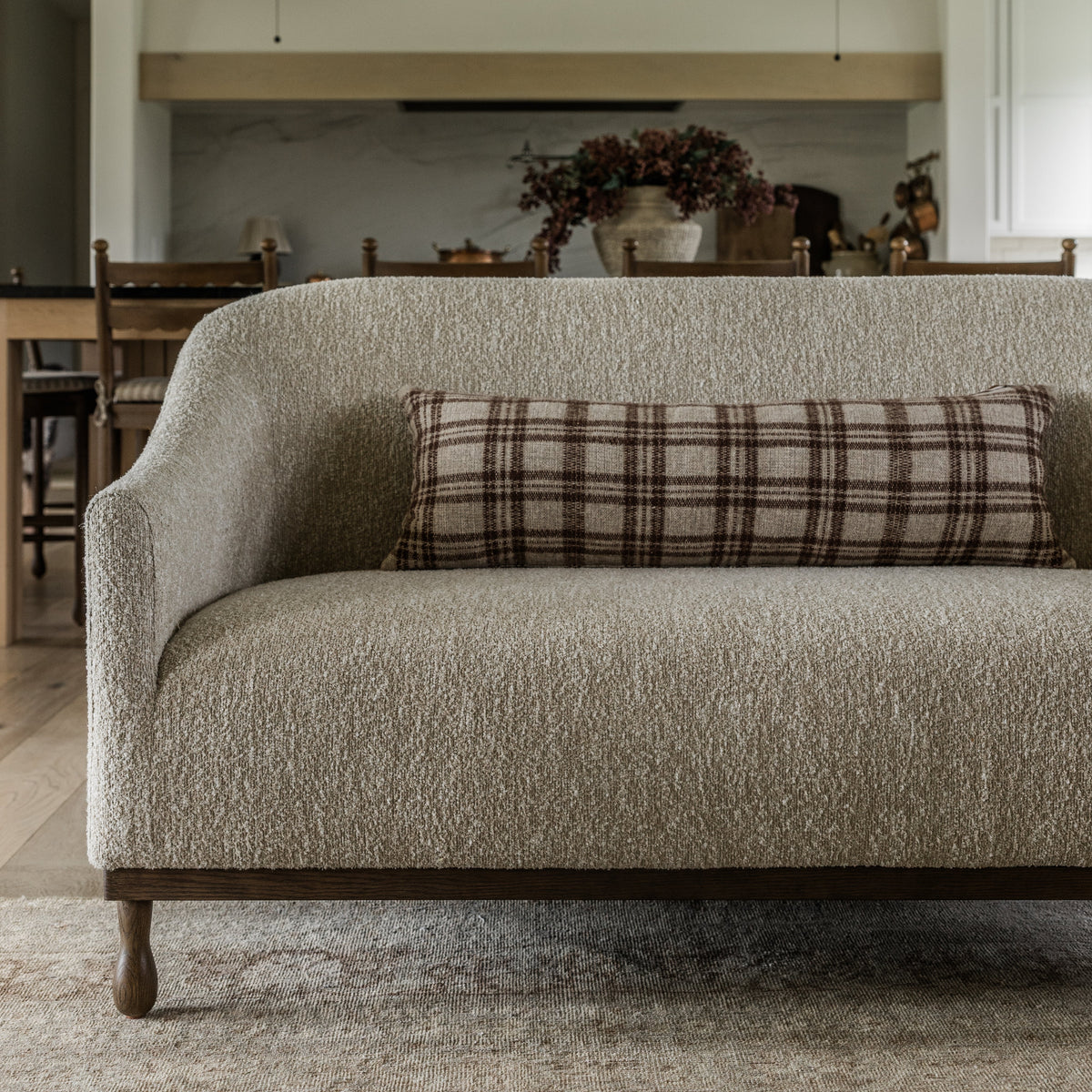 Gavin Settee
