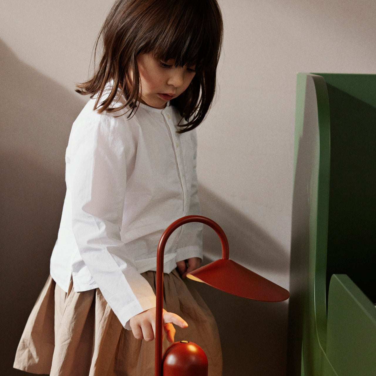 Arum Portable Lamp - Black