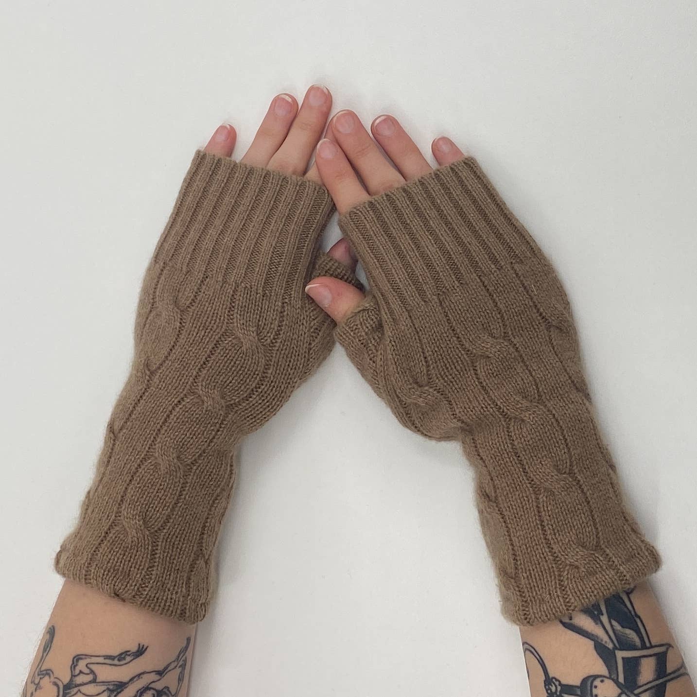Fingerless Cashmere Gloves-Cableknit
