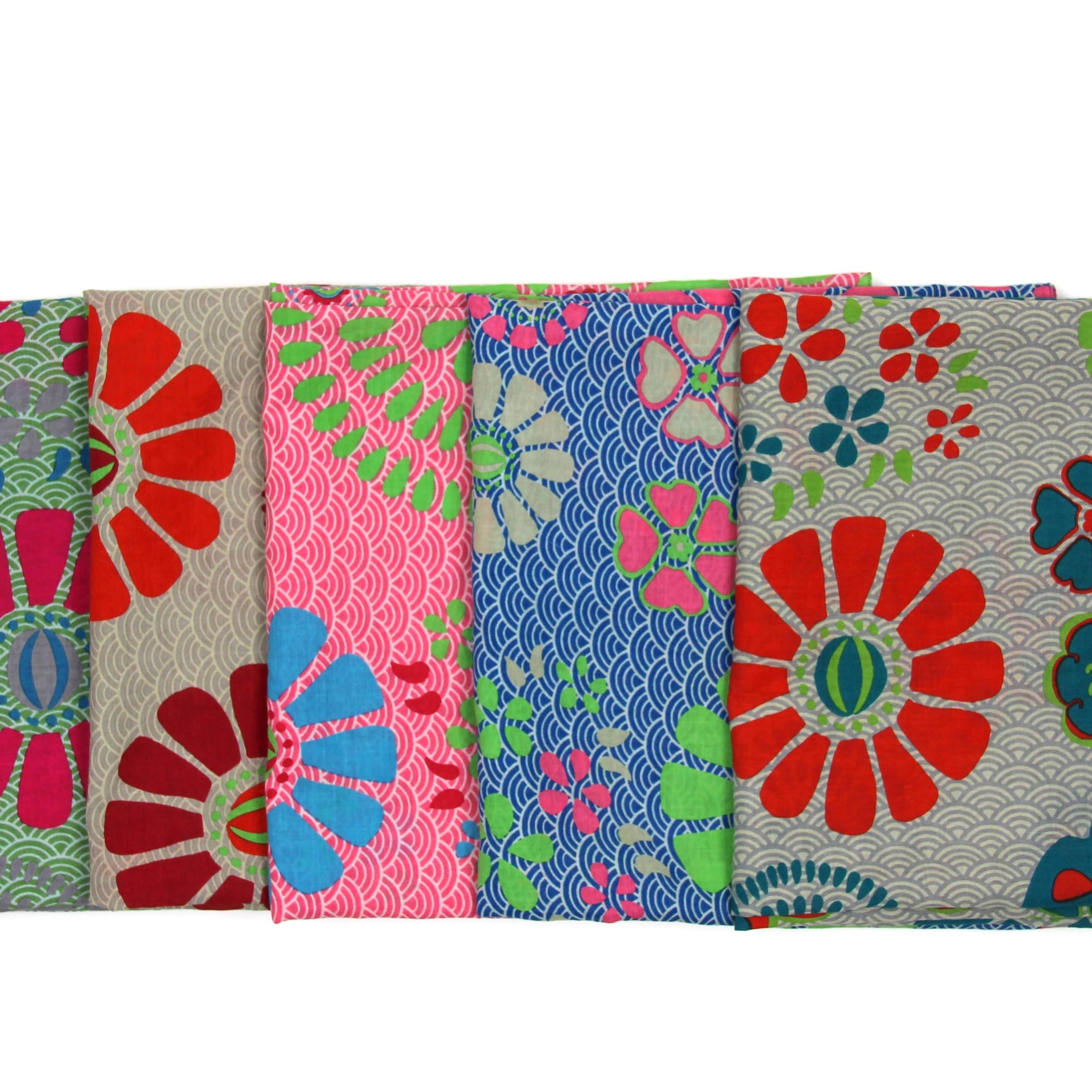 Gray Seigaiha Scarf