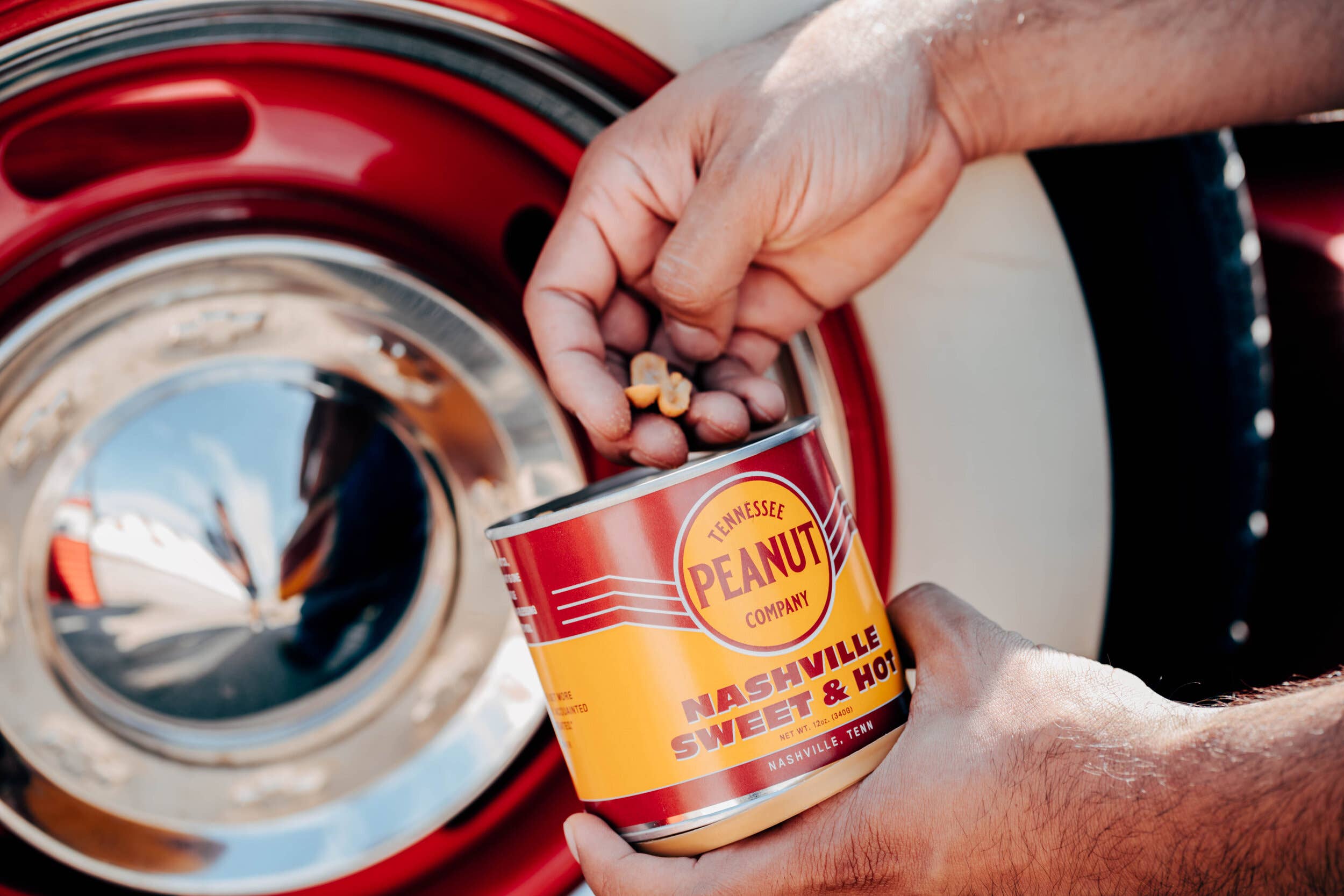 Nashville Sweet & Hot Peanuts 12 oz