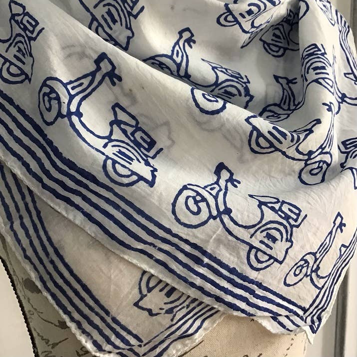 Scarf 22" Sq. Scooter Blue