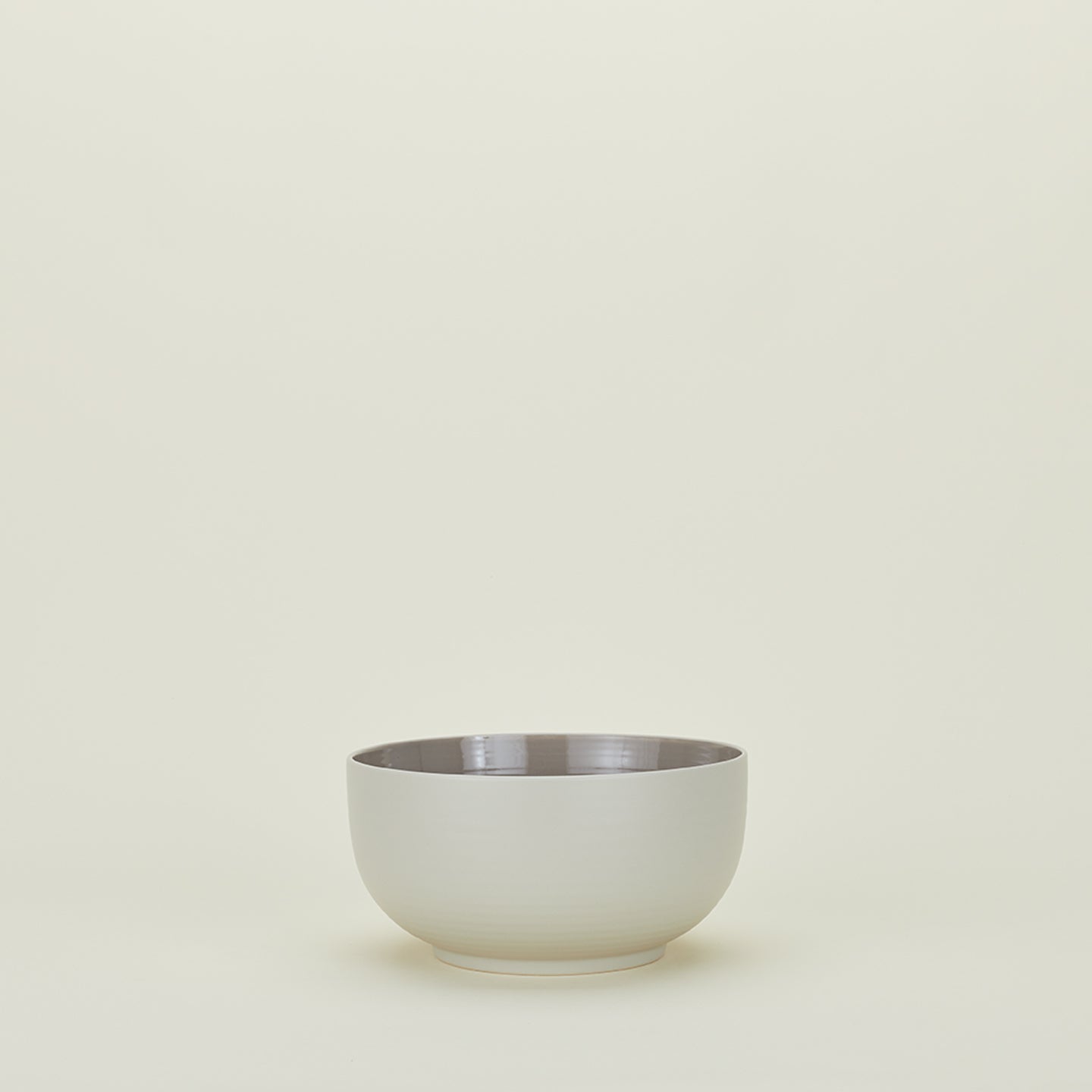 ESSENTIAL SERVING BOWL - LIGHT GREY