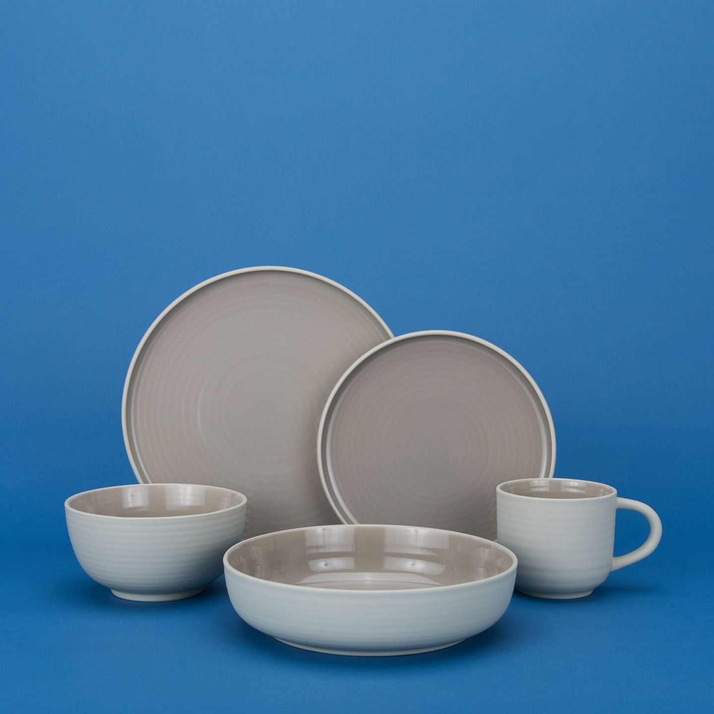 ESSENTIAL DINNER PLATE - SET OF 4, LIGHT GREY